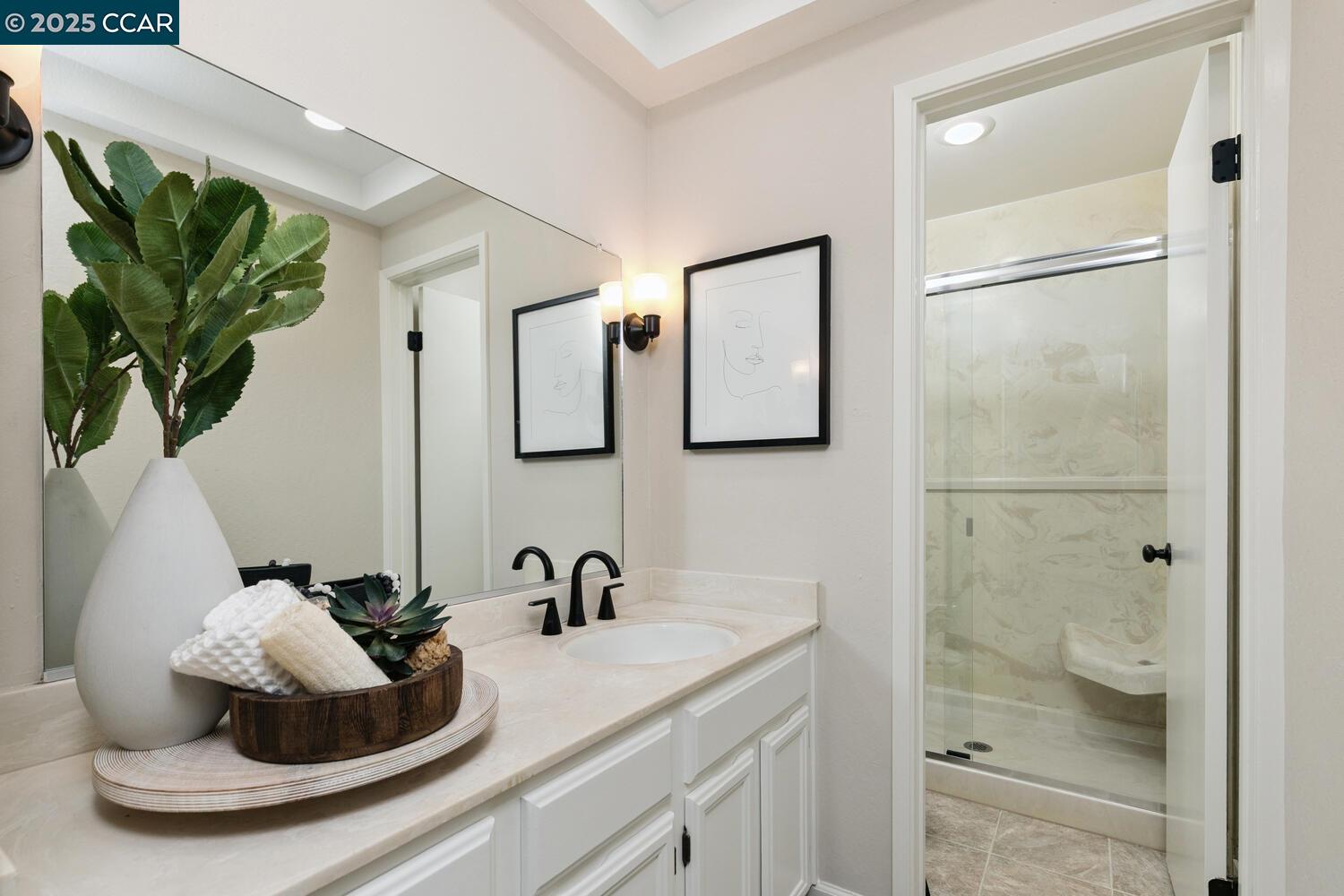 Detail Gallery Image 24 of 36 For 2073 Robb Rd, Walnut Creek,  CA 94596 - 3 Beds | 2 Baths