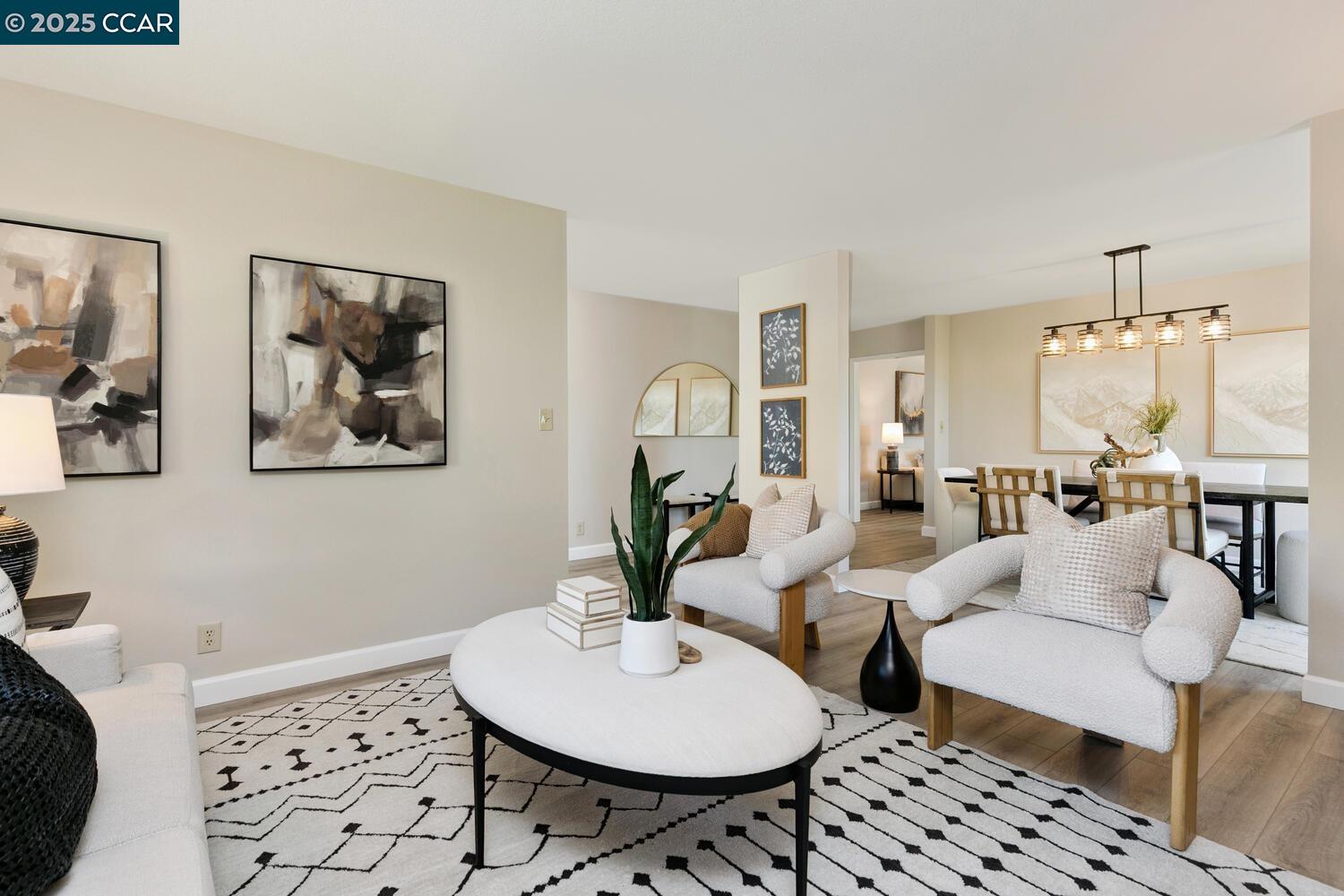 Detail Gallery Image 9 of 36 For 2073 Robb Rd, Walnut Creek,  CA 94596 - 3 Beds | 2 Baths