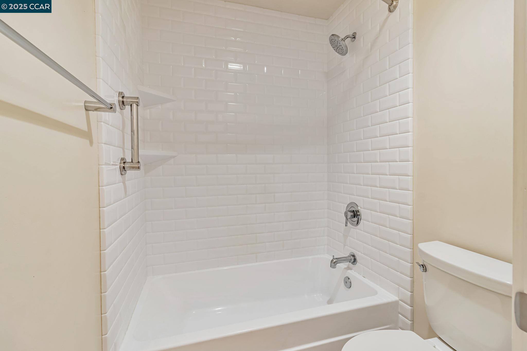 Photo #22: 41109734 Listing: Photo #22