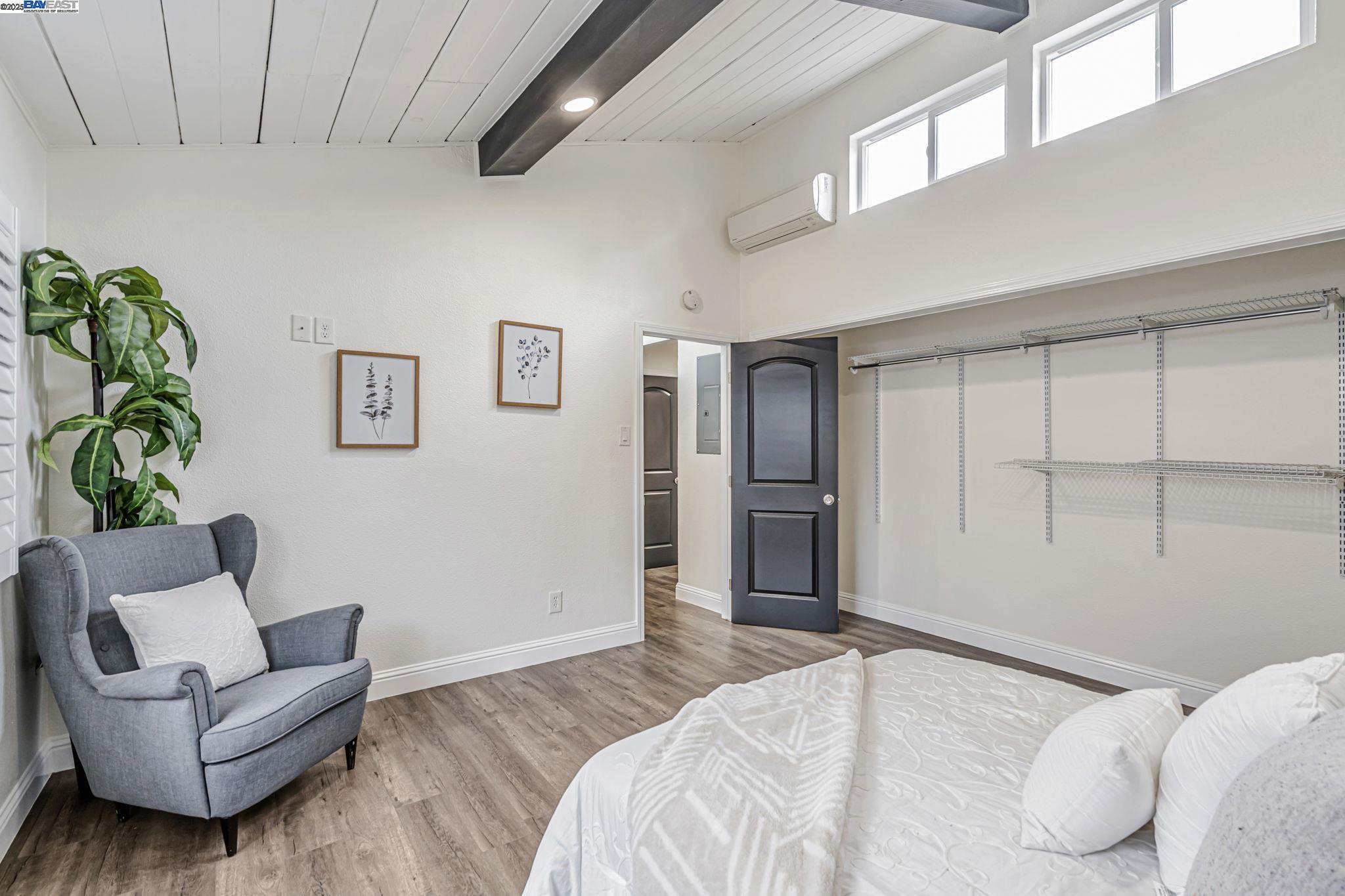 Detail Gallery Image 28 of 58 For 340 Beverly Ave, San Leandro,  CA 94577 - 3 Beds | 2/1 Baths