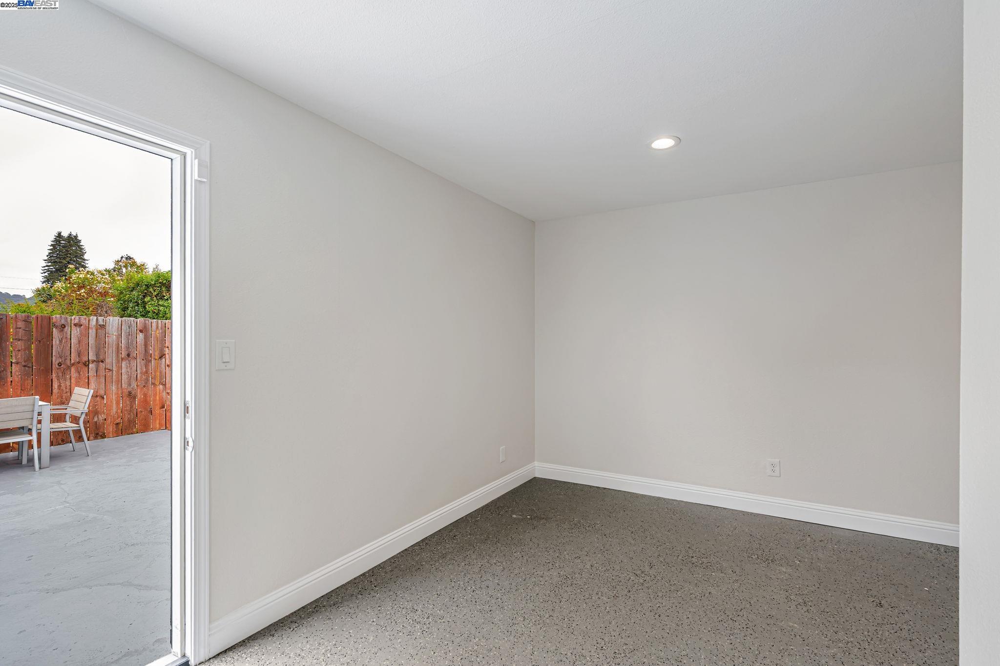 Detail Gallery Image 40 of 58 For 340 Beverly Ave, San Leandro,  CA 94577 - 3 Beds | 2/1 Baths