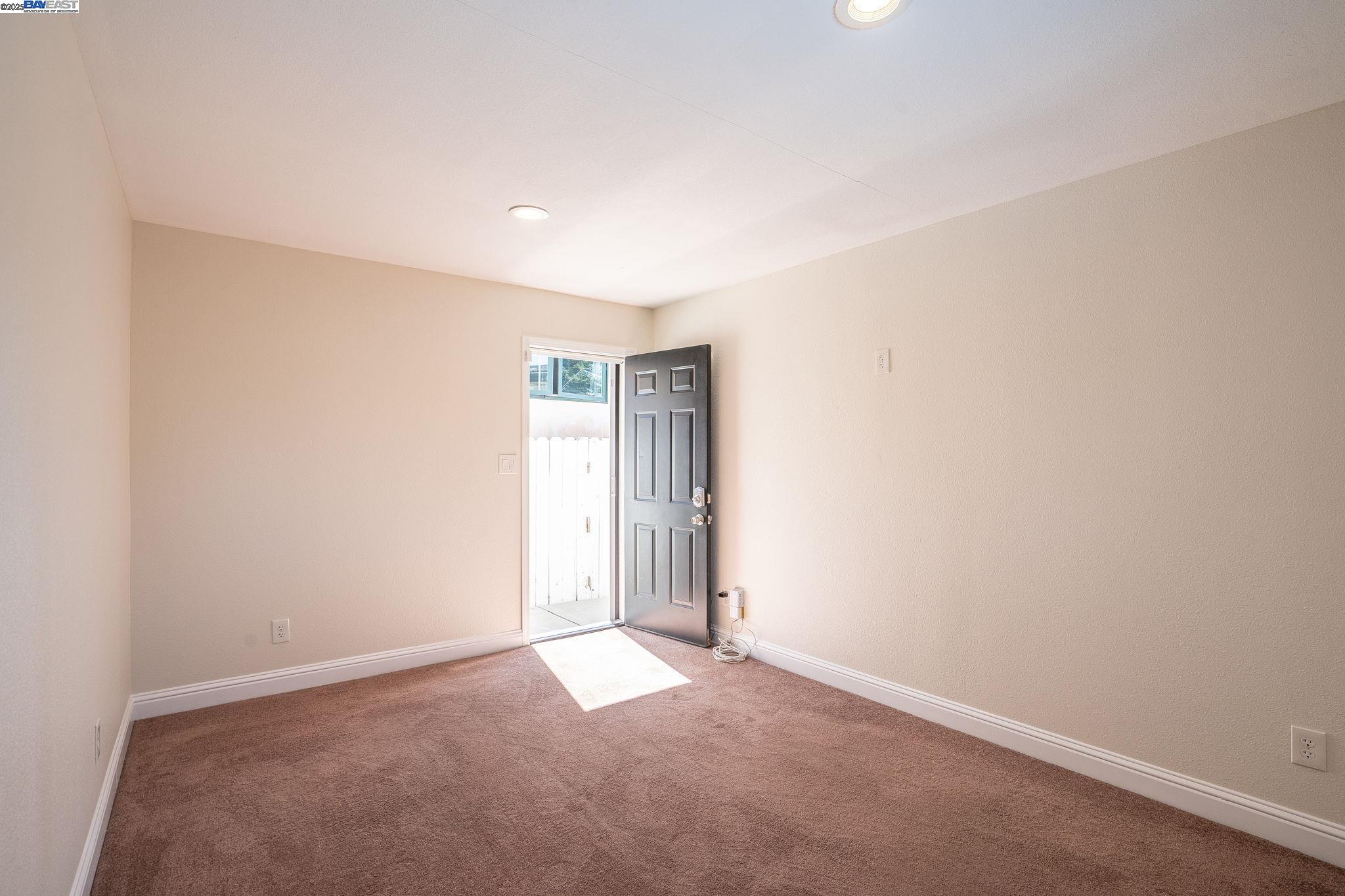 Detail Gallery Image 45 of 58 For 340 Beverly Ave, San Leandro,  CA 94577 - 3 Beds | 2/1 Baths