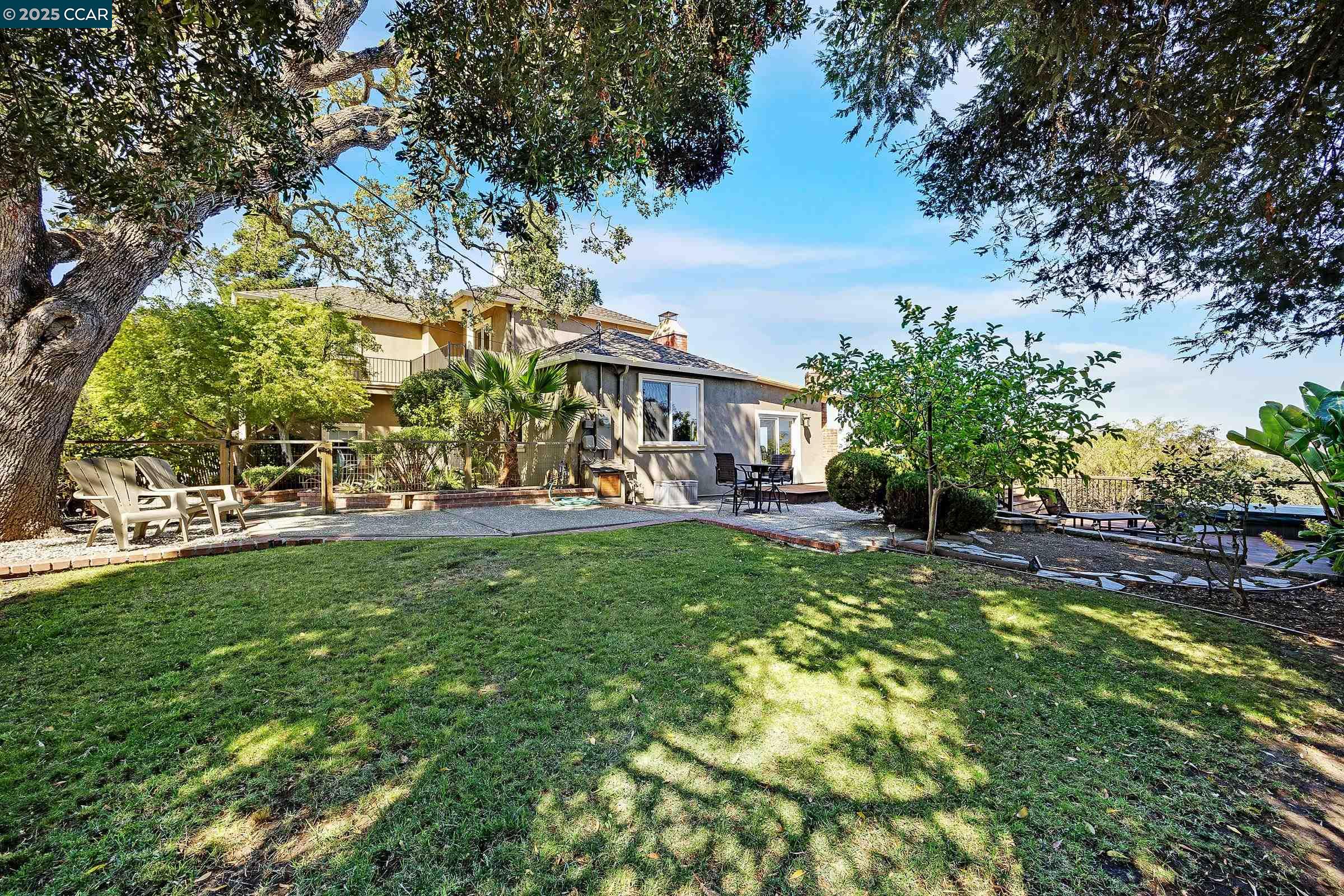 Detail Gallery Image 32 of 46 For 1301 Thomas Dr, Martinez,  CA 94553 - 4 Beds | 2/1 Baths