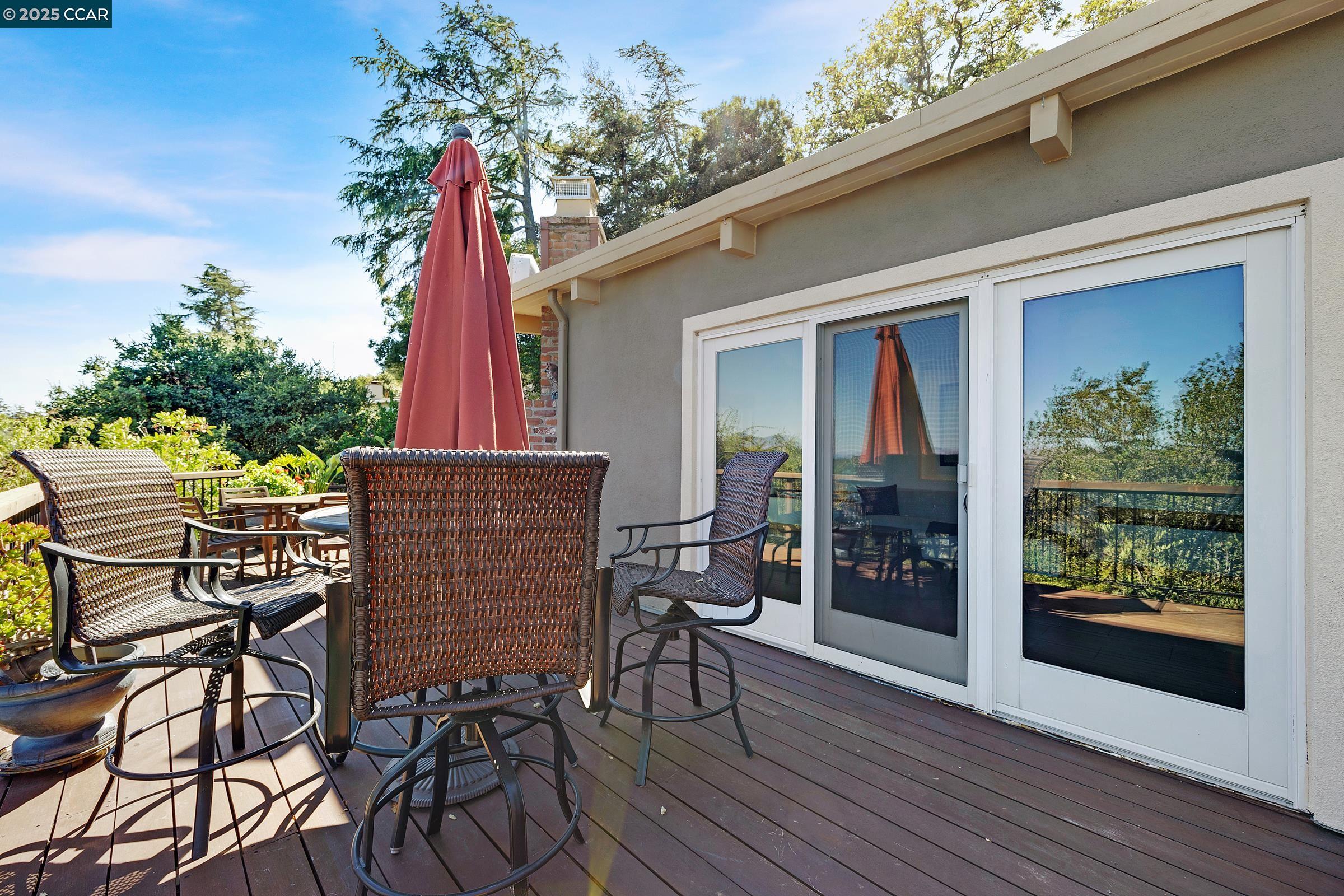 Detail Gallery Image 37 of 46 For 1301 Thomas Dr, Martinez,  CA 94553 - 4 Beds | 2/1 Baths