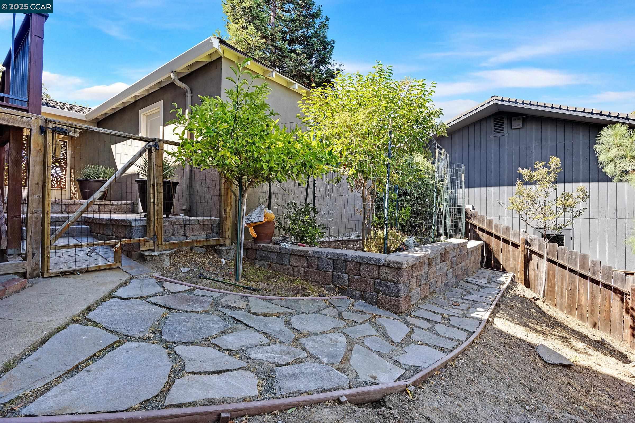 Detail Gallery Image 42 of 46 For 1301 Thomas Dr, Martinez,  CA 94553 - 4 Beds | 2/1 Baths