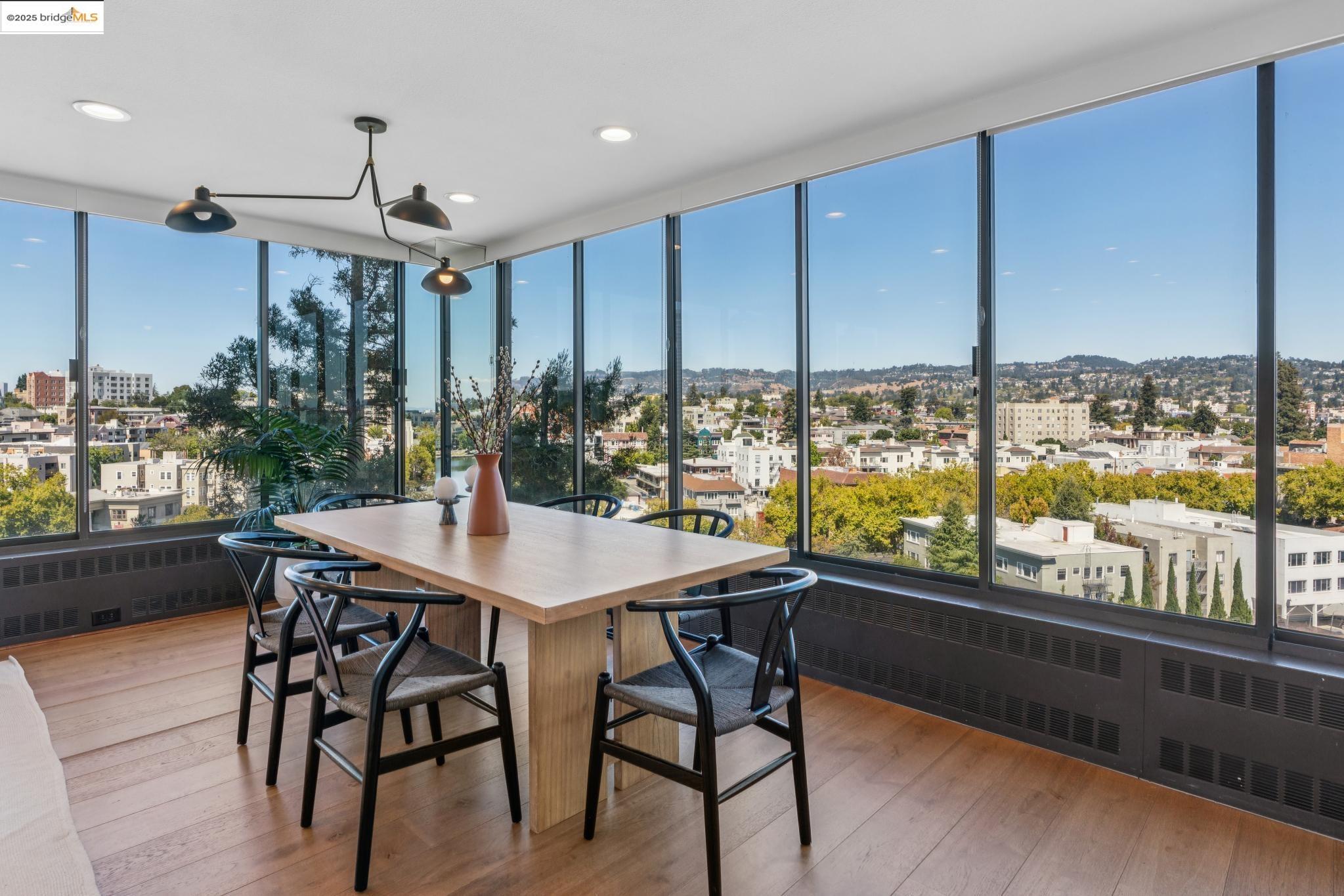Detail Gallery Image 12 of 46 For 565 Bellevue Ave #806,  Oakland,  CA 94610 - 2 Beds | 2 Baths