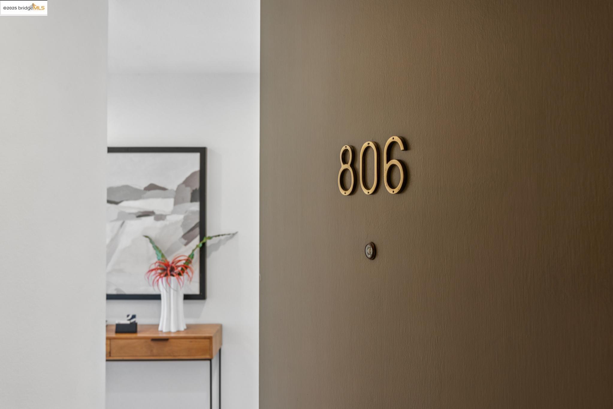 Detail Gallery Image 3 of 46 For 565 Bellevue Ave #806,  Oakland,  CA 94610 - 2 Beds | 2 Baths