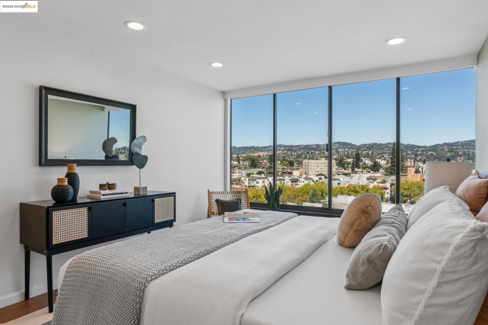 Detail Gallery Image 24 of 46 For 565 Bellevue Ave #806,  Oakland,  CA 94610 - 2 Beds | 2 Baths