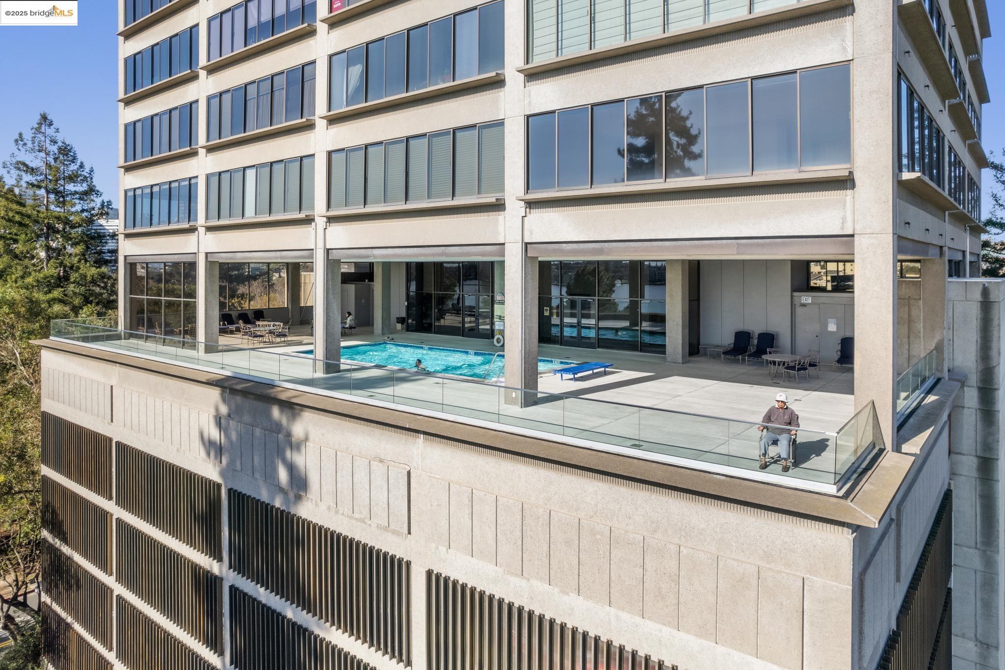 Detail Gallery Image 37 of 46 For 565 Bellevue Ave #806,  Oakland,  CA 94610 - 2 Beds | 2 Baths