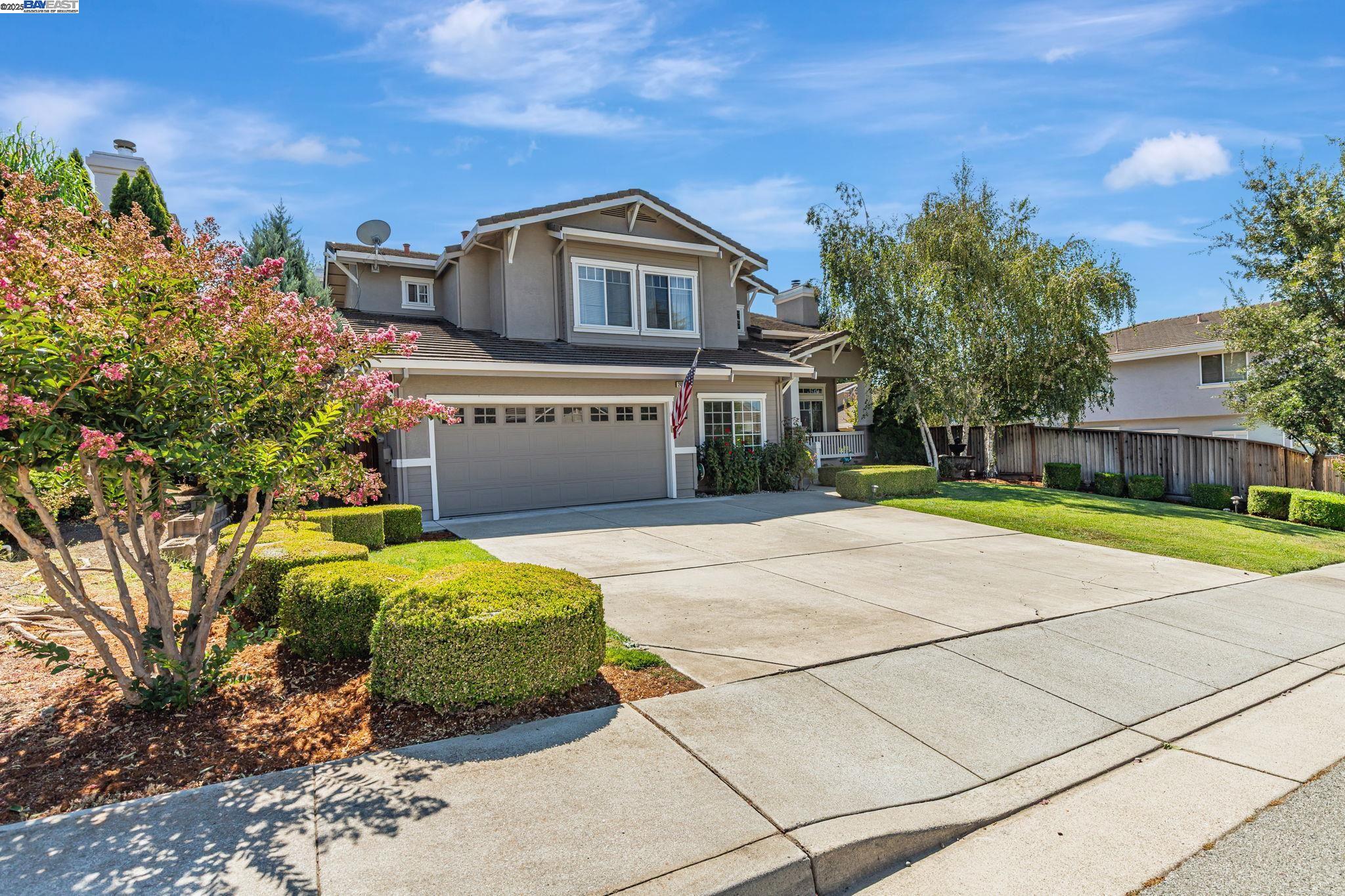 Detail Gallery Image 2 of 60 For 2460 Magnolia Way, Morgan Hill,  CA 95037 - 5 Beds | 3 Baths