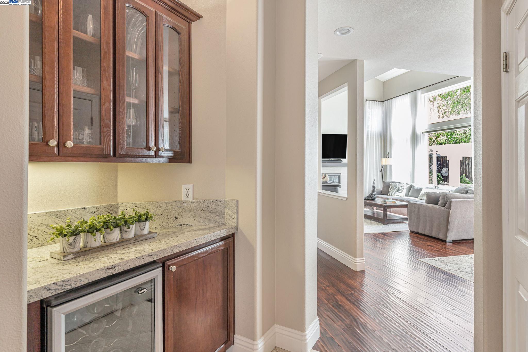 Detail Gallery Image 21 of 60 For 2460 Magnolia Way, Morgan Hill,  CA 95037 - 5 Beds | 3 Baths