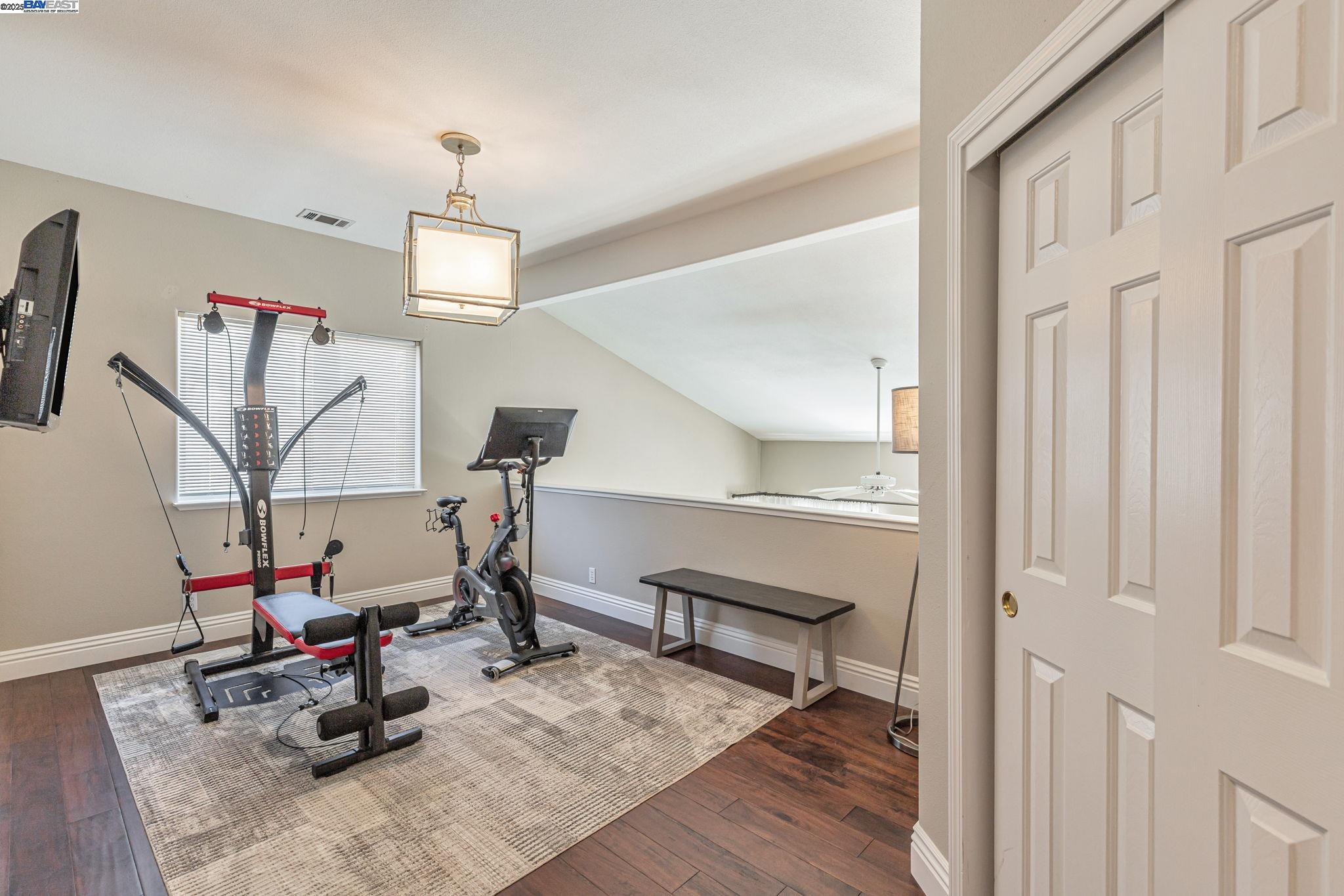 Detail Gallery Image 40 of 60 For 2460 Magnolia Way, Morgan Hill,  CA 95037 - 5 Beds | 3 Baths