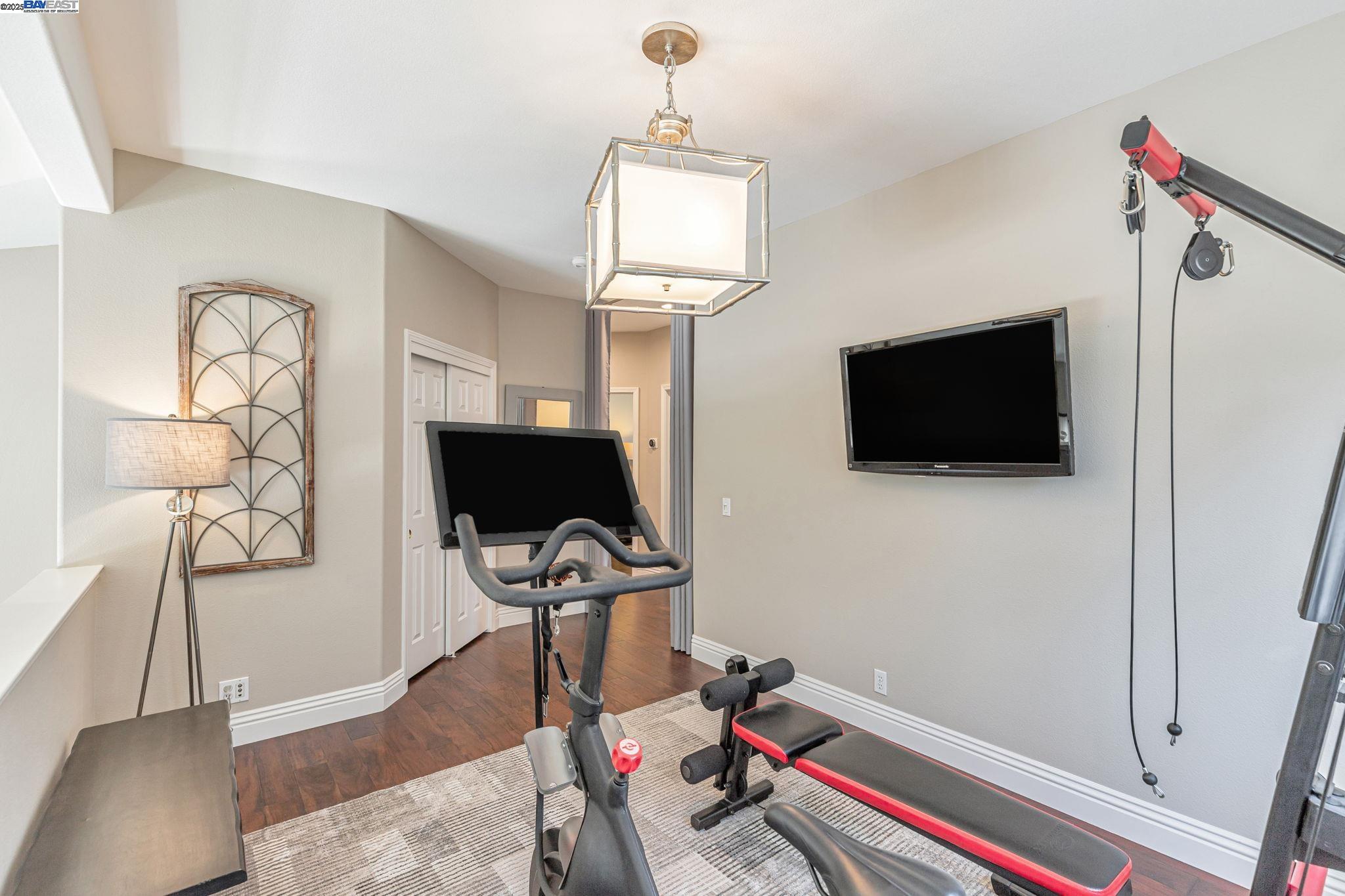 Detail Gallery Image 42 of 60 For 2460 Magnolia Way, Morgan Hill,  CA 95037 - 5 Beds | 3 Baths