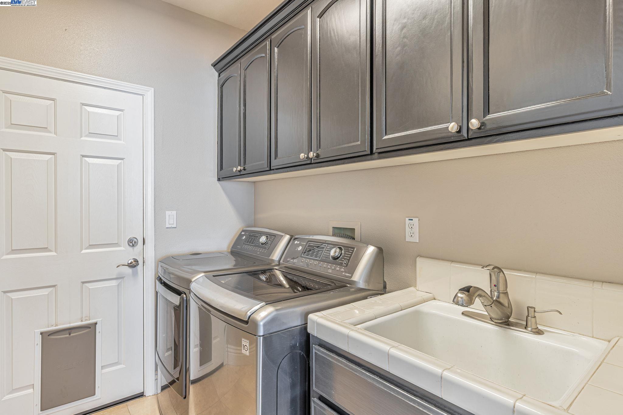 Detail Gallery Image 50 of 60 For 2460 Magnolia Way, Morgan Hill,  CA 95037 - 5 Beds | 3 Baths