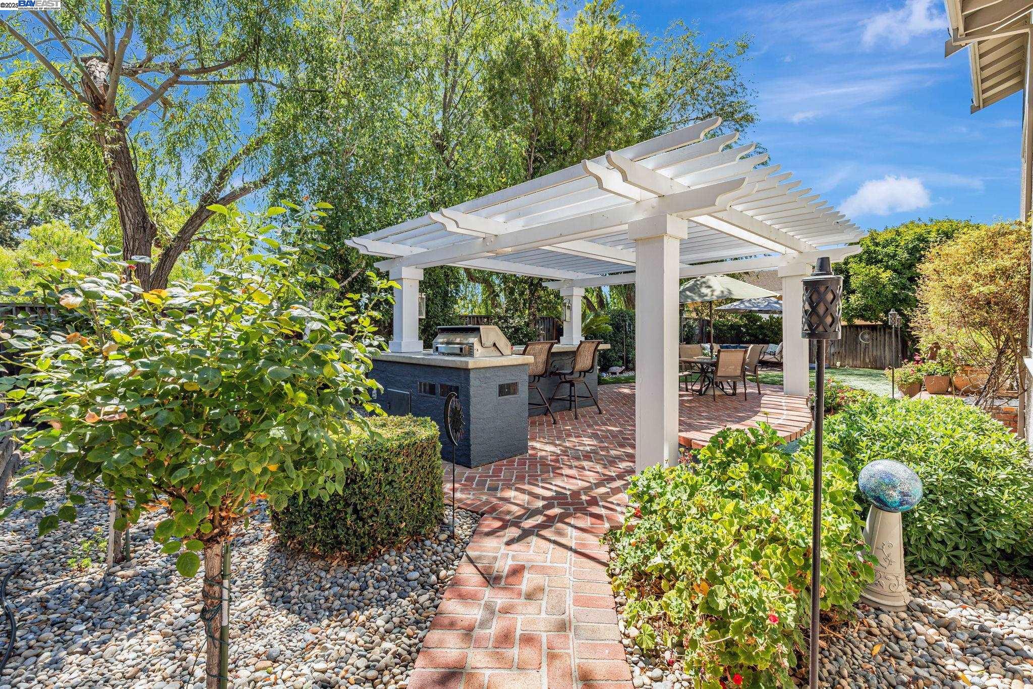 Detail Gallery Image 53 of 60 For 2460 Magnolia Way, Morgan Hill,  CA 95037 - 5 Beds | 3 Baths