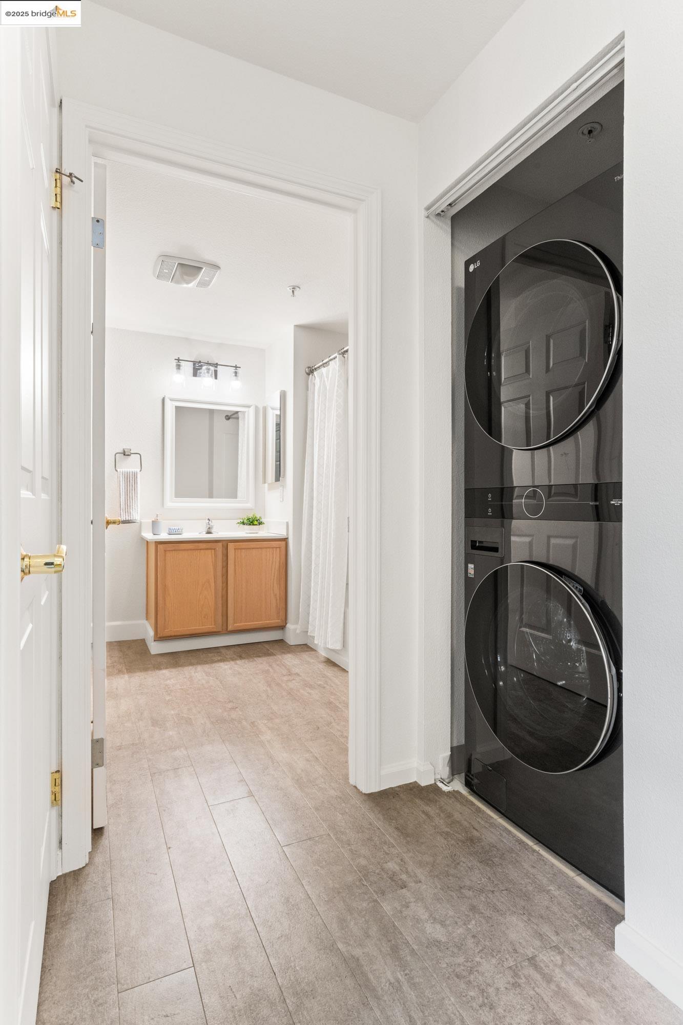 Detail Gallery Image 22 of 32 For 555 10th St #315,  Oakland,  CA 94607 - 2 Beds | 2 Baths