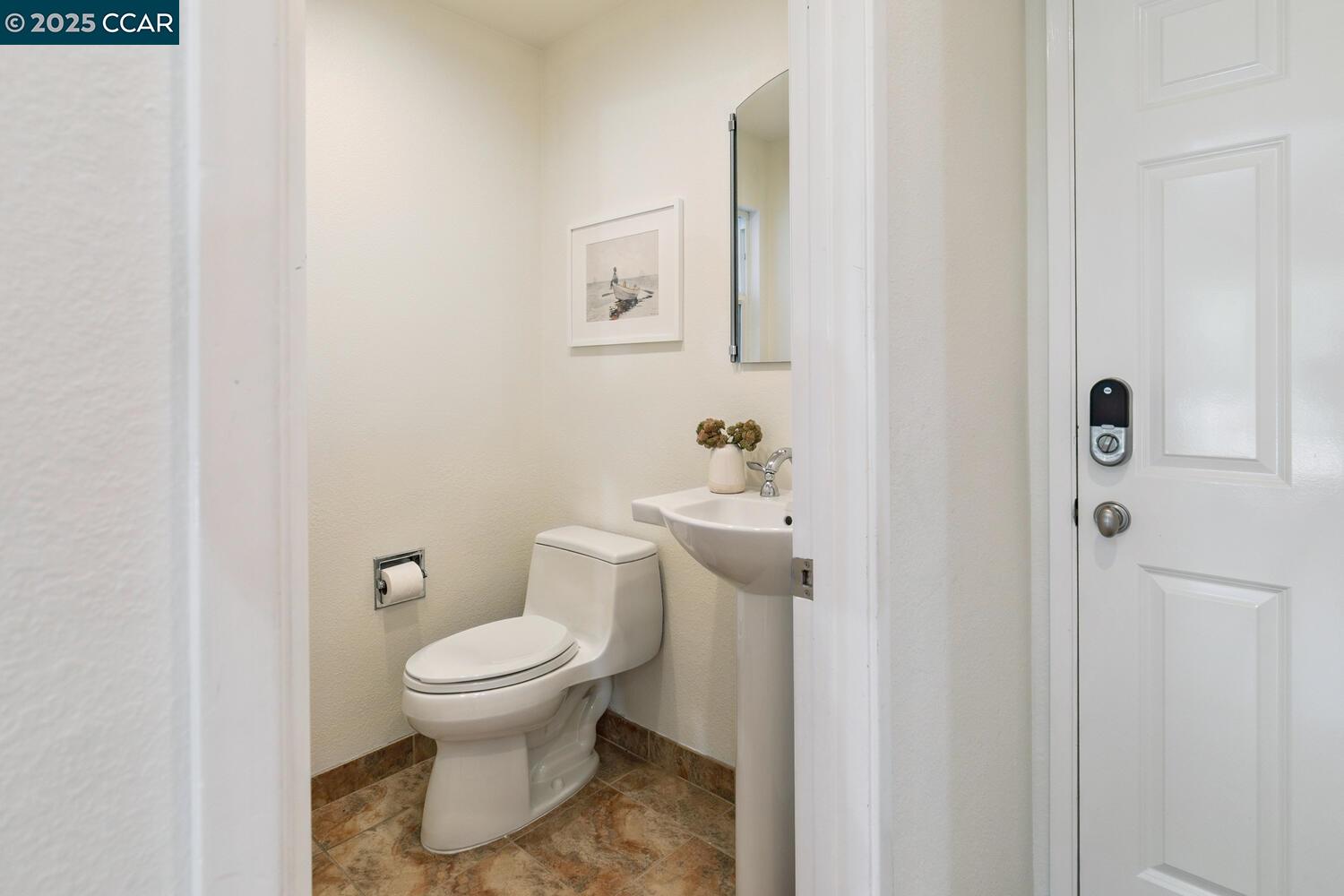 Detail Gallery Image 21 of 40 For 1555 Pebblebrook Ct, Walnut Creek,  CA 94596 - 3 Beds | 2/1 Baths