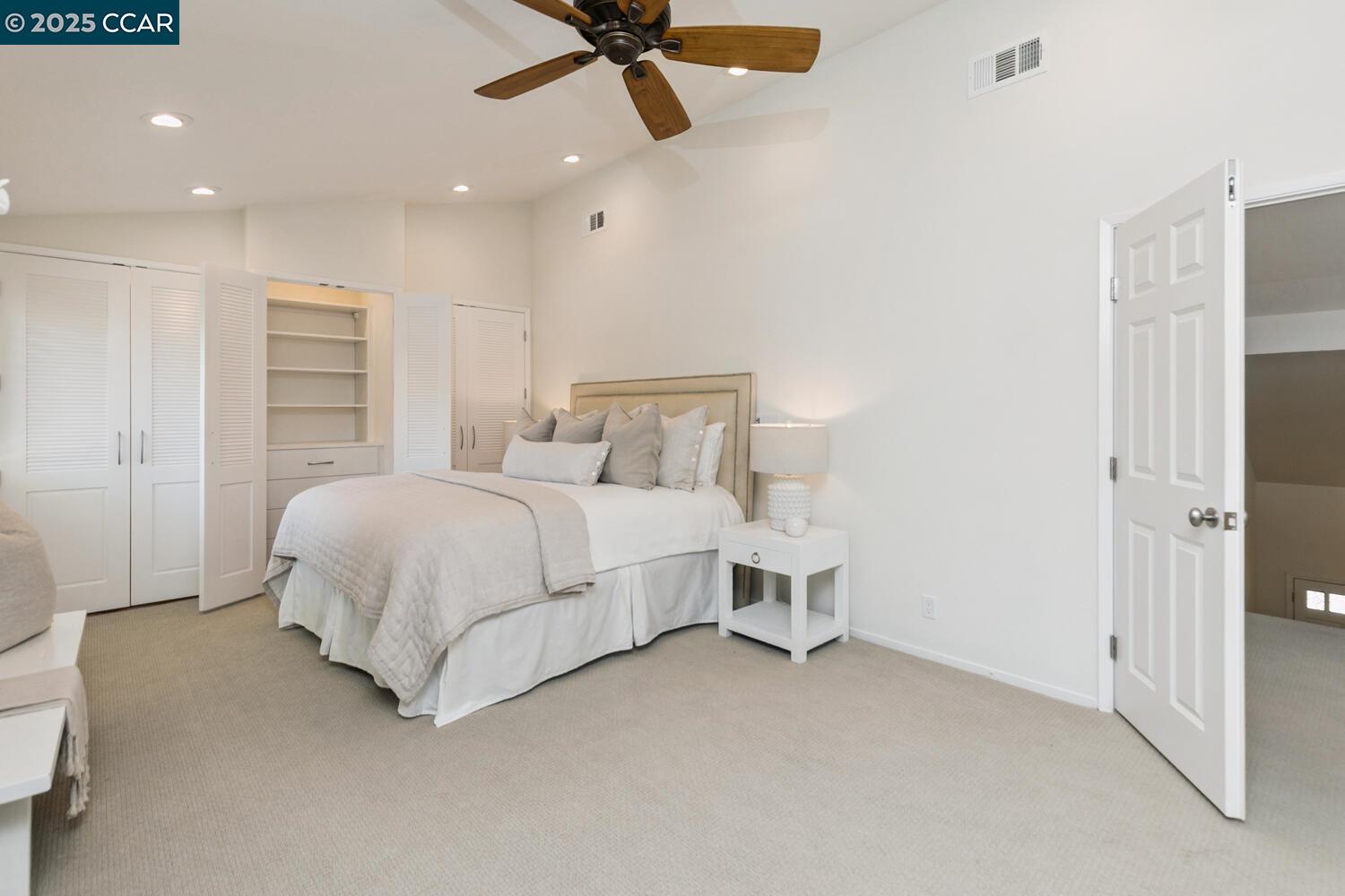 Detail Gallery Image 22 of 42 For 1555 Pebblebrook Ct, Walnut Creek,  CA 94596 - 3 Beds | 2/1 Baths