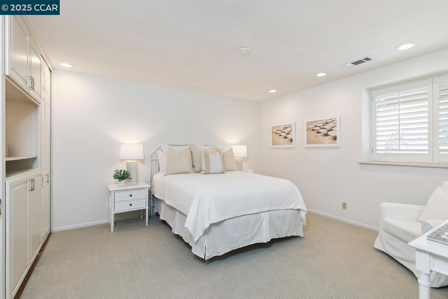 Detail Gallery Image 27 of 40 For 1555 Pebblebrook Ct, Walnut Creek,  CA 94596 - 3 Beds | 2/1 Baths