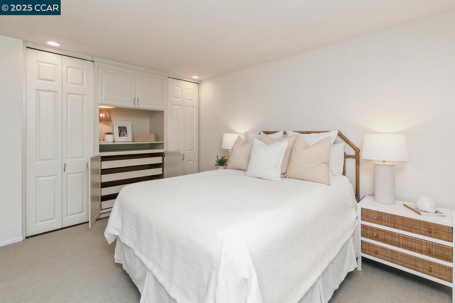 Detail Gallery Image 28 of 42 For 1555 Pebblebrook Ct, Walnut Creek,  CA 94596 - 3 Beds | 2/1 Baths