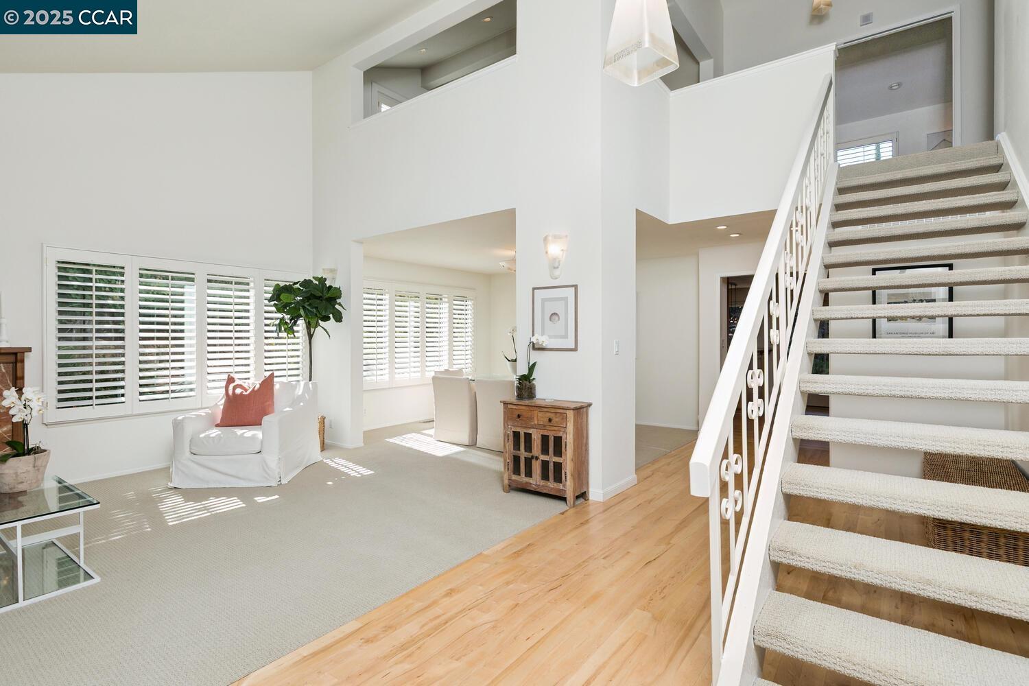 Detail Gallery Image 4 of 40 For 1555 Pebblebrook Ct, Walnut Creek,  CA 94596 - 3 Beds | 2/1 Baths