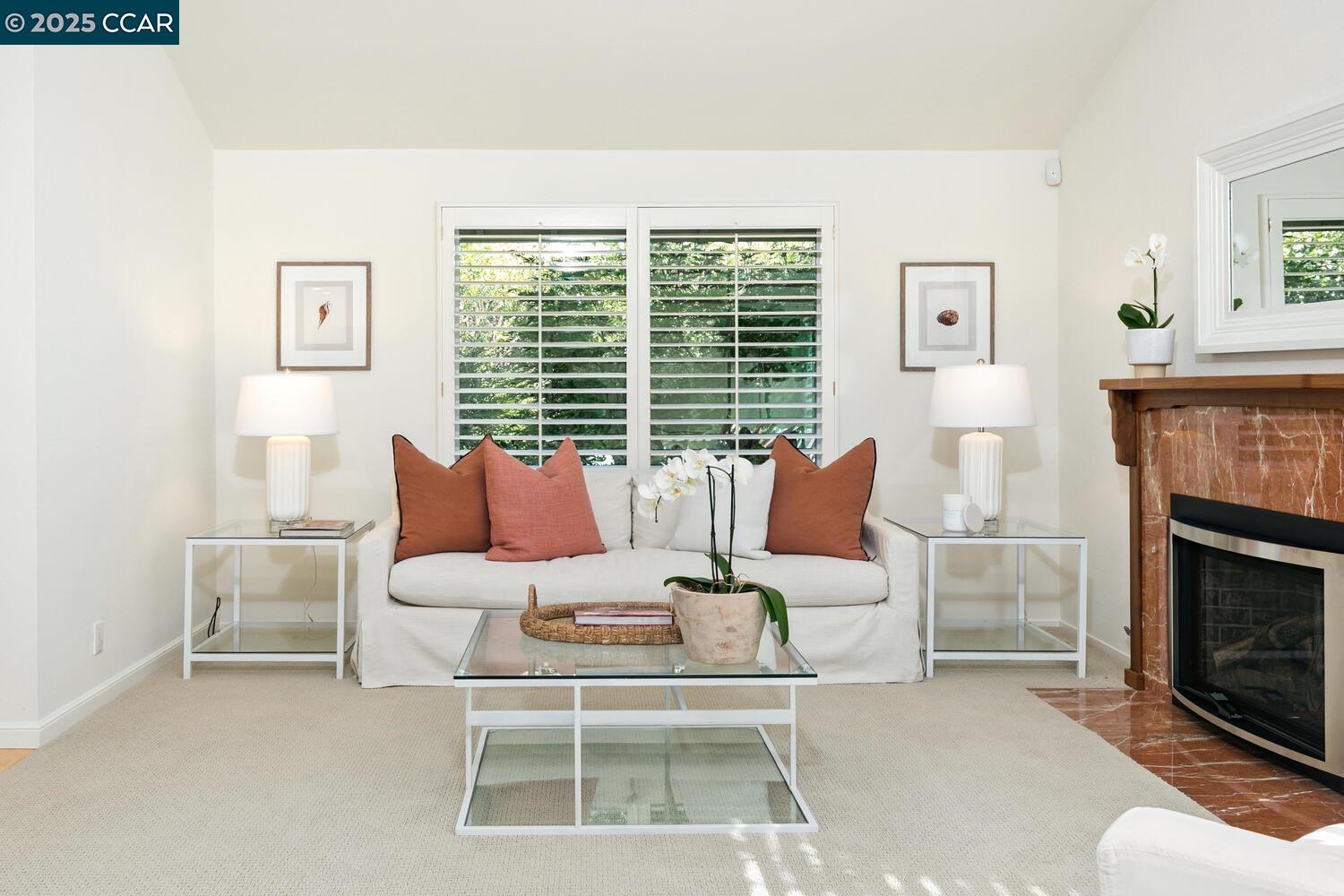 Detail Gallery Image 6 of 40 For 1555 Pebblebrook Ct, Walnut Creek,  CA 94596 - 3 Beds | 2/1 Baths