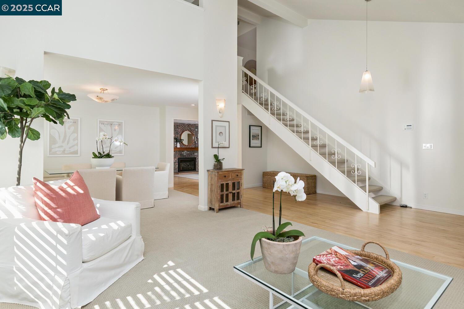 Detail Gallery Image 7 of 40 For 1555 Pebblebrook Ct, Walnut Creek,  CA 94596 - 3 Beds | 2/1 Baths