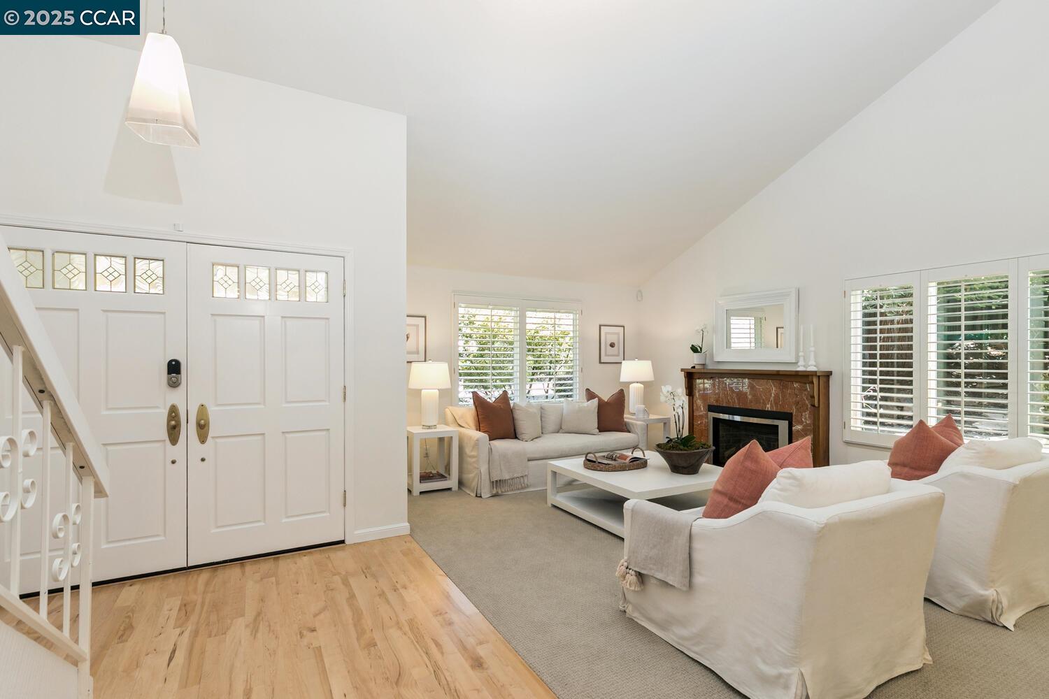 Detail Gallery Image 6 of 42 For 1555 Pebblebrook Ct, Walnut Creek,  CA 94596 - 3 Beds | 2/1 Baths