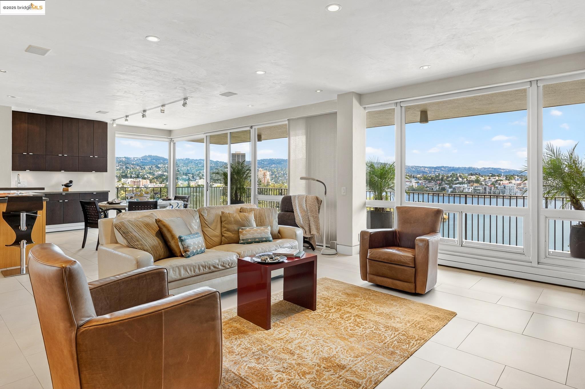 Photo #2: 41109748 Listing 