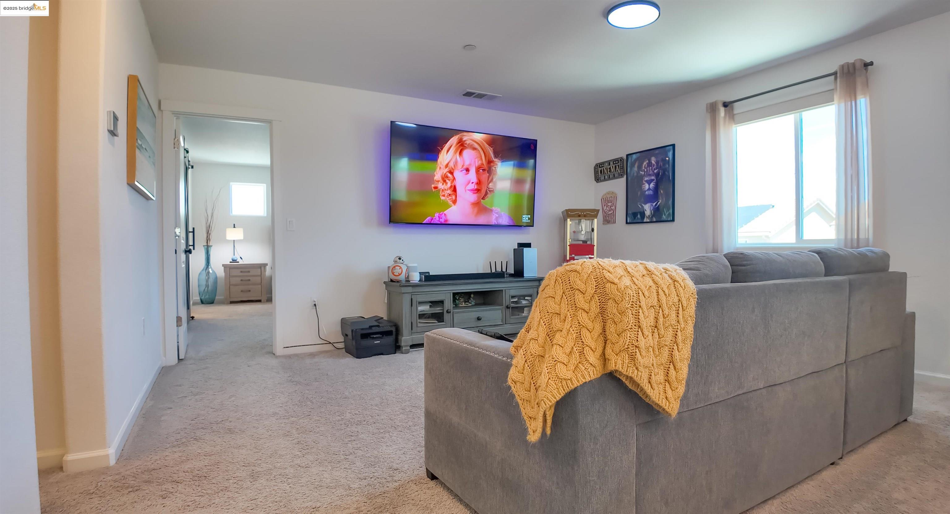 Detail Gallery Image 20 of 50 For 5305 Mcdowell Valley Ln, Antioch,  CA 94531 - 5 Beds | 3 Baths