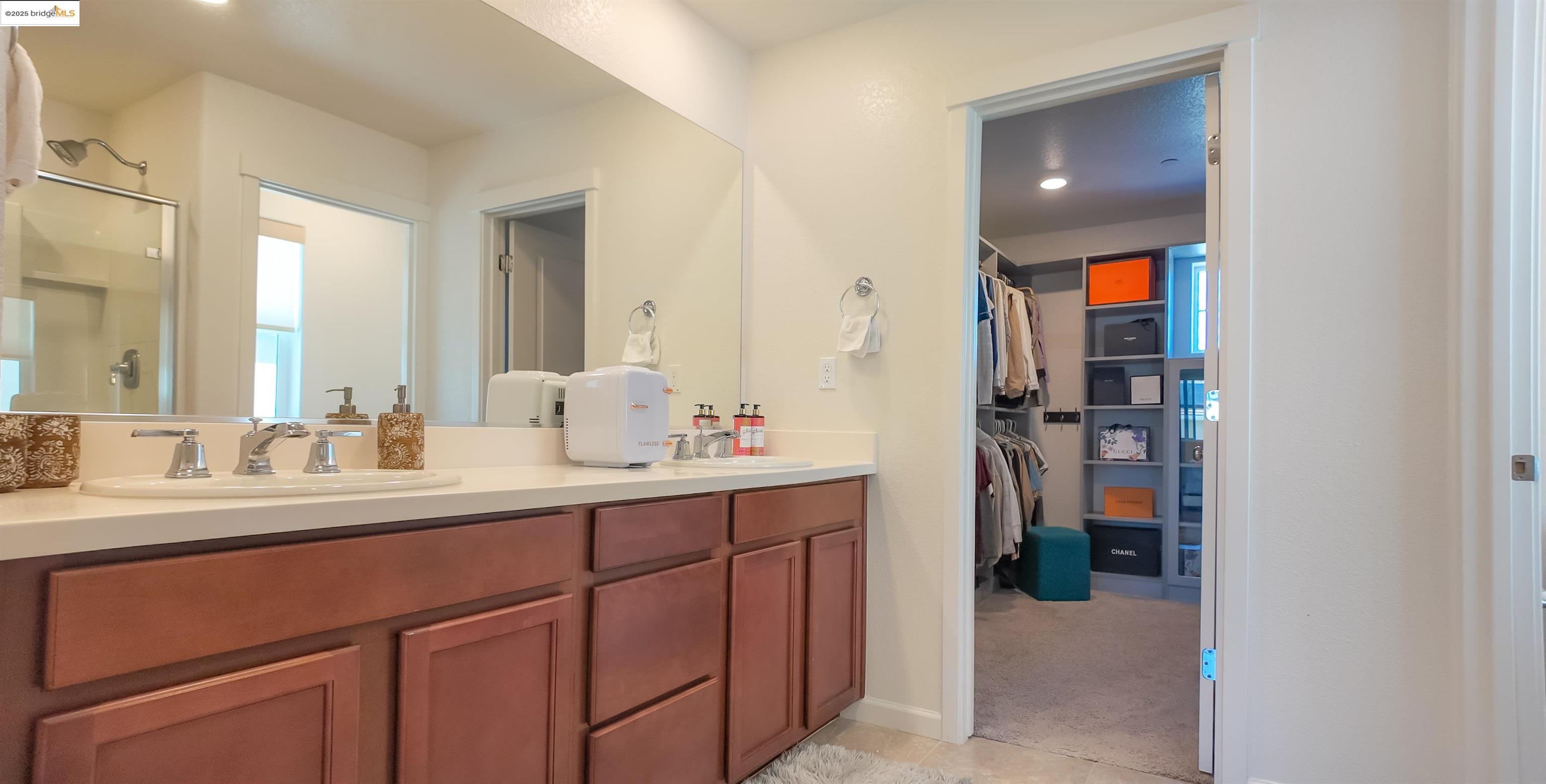 Detail Gallery Image 26 of 50 For 5305 Mcdowell Valley Ln, Antioch,  CA 94531 - 5 Beds | 3 Baths