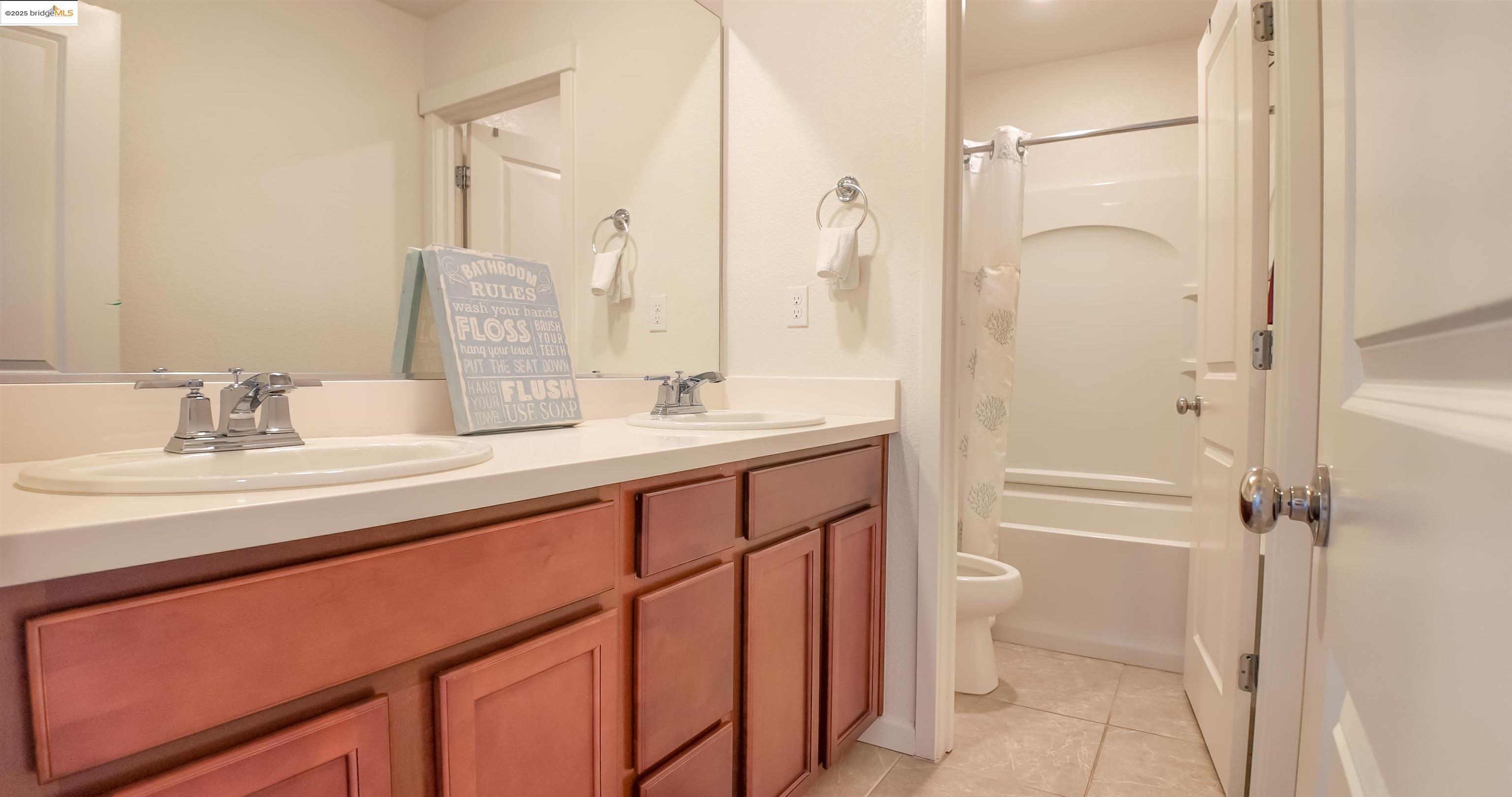 Detail Gallery Image 34 of 50 For 5305 Mcdowell Valley Ln, Antioch,  CA 94531 - 5 Beds | 3 Baths