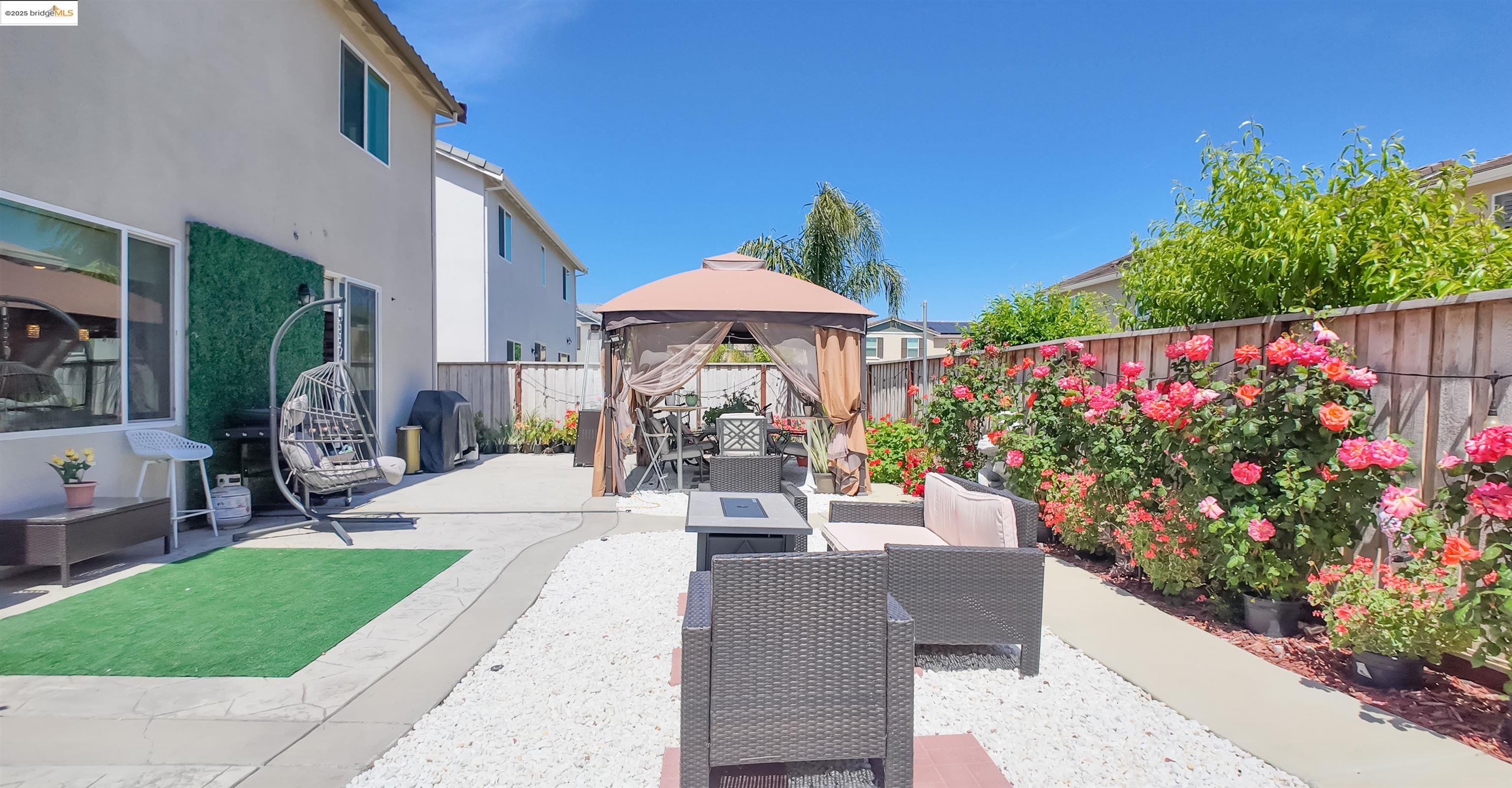 Detail Gallery Image 42 of 50 For 5305 Mcdowell Valley Ln, Antioch,  CA 94531 - 5 Beds | 3 Baths
