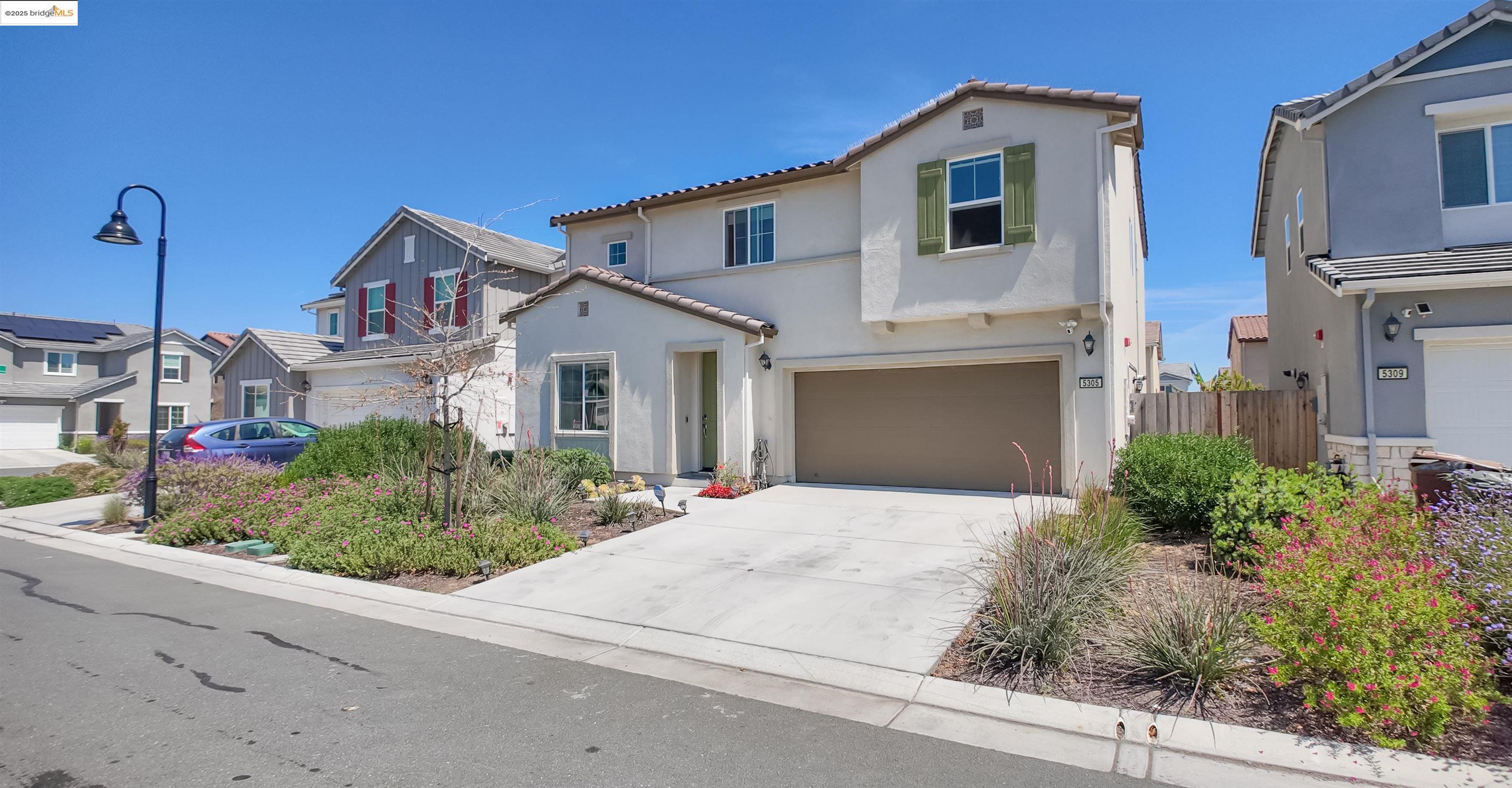 Detail Gallery Image 48 of 50 For 5305 Mcdowell Valley Ln, Antioch,  CA 94531 - 5 Beds | 3 Baths