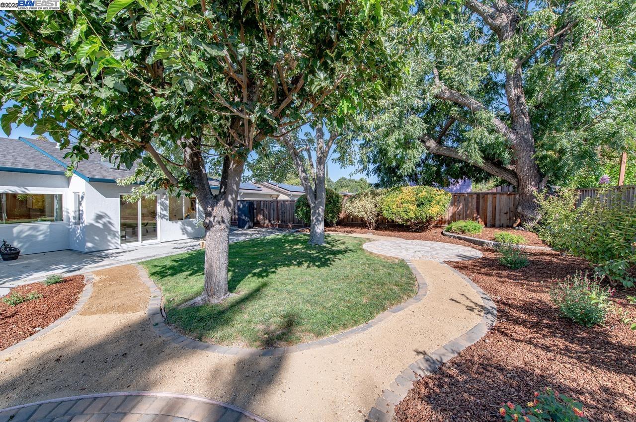 Detail Gallery Image 37 of 42 For 173 Rainier Ave, Livermore,  CA 94551 - 4 Beds | 2 Baths