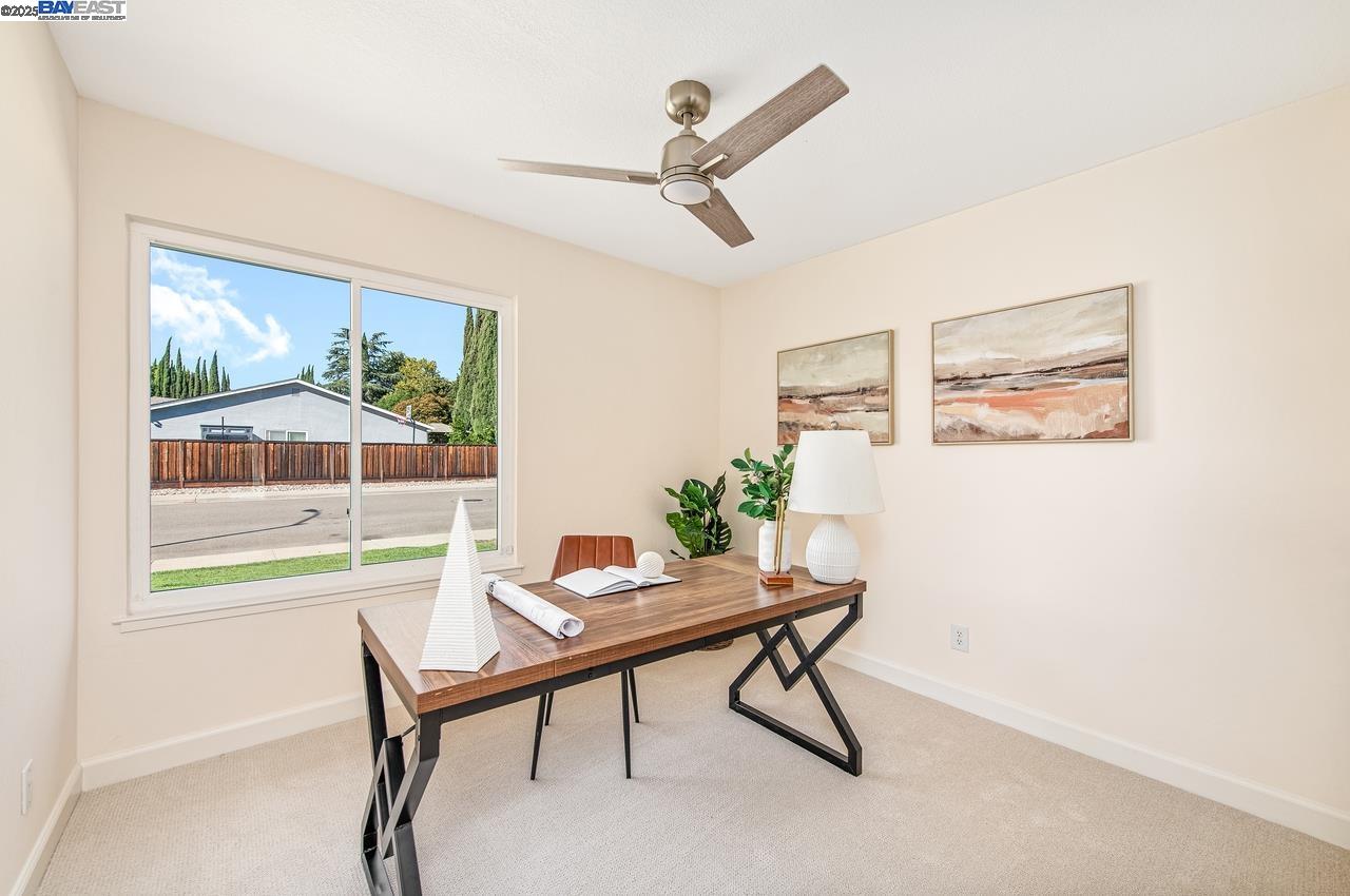 Detail Gallery Image 9 of 42 For 173 Rainier Ave, Livermore,  CA 94551 - 4 Beds | 2 Baths