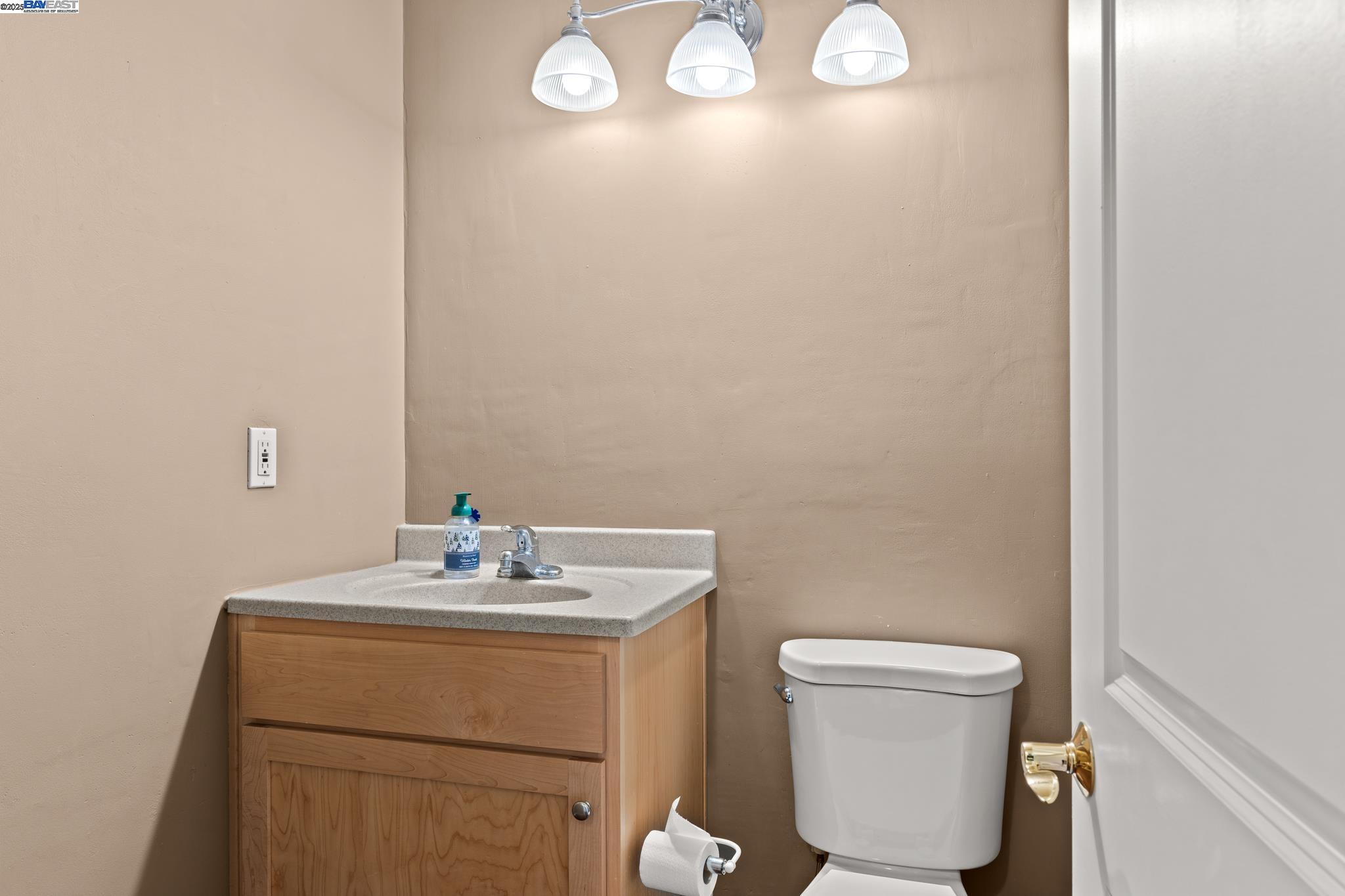 Detail Gallery Image 26 of 52 For 1890 Morello Ave, Pleasant Hill,  CA 94523 - 4 Beds | 2/1 Baths