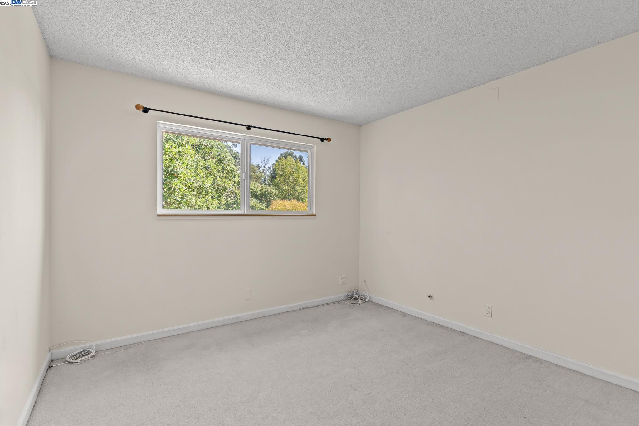 Detail Gallery Image 28 of 52 For 1890 Morello Ave, Pleasant Hill,  CA 94523 - 4 Beds | 2/1 Baths