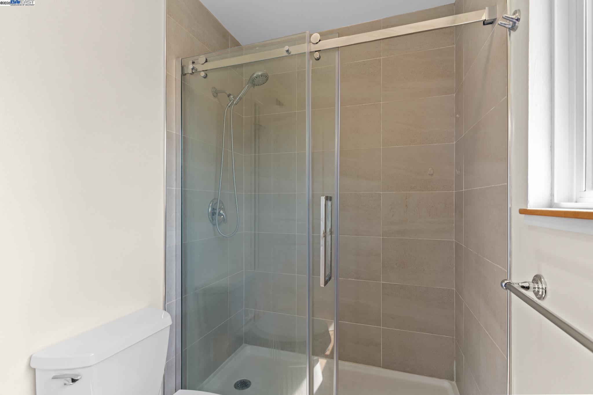Detail Gallery Image 30 of 52 For 1890 Morello Ave, Pleasant Hill,  CA 94523 - 4 Beds | 2/1 Baths