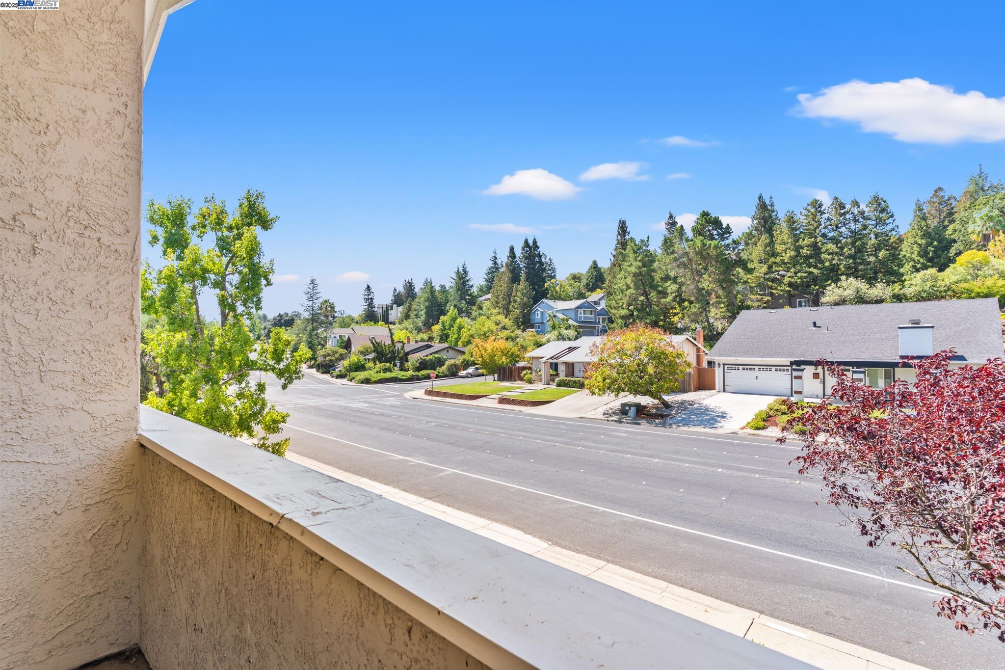 Detail Gallery Image 38 of 52 For 1890 Morello Ave, Pleasant Hill,  CA 94523 - 4 Beds | 2/1 Baths