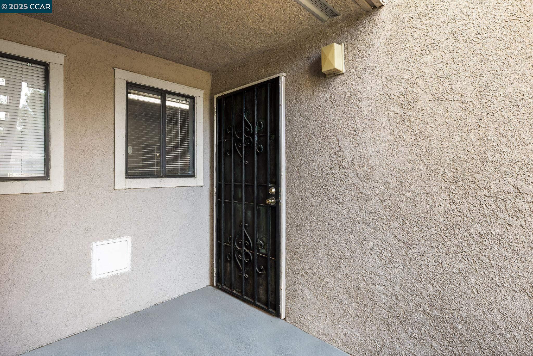 Detail Gallery Image 3 of 29 For 8 Lancaster Cir #118,  Bay Point,  CA 94565 - 2 Beds | 1 Baths