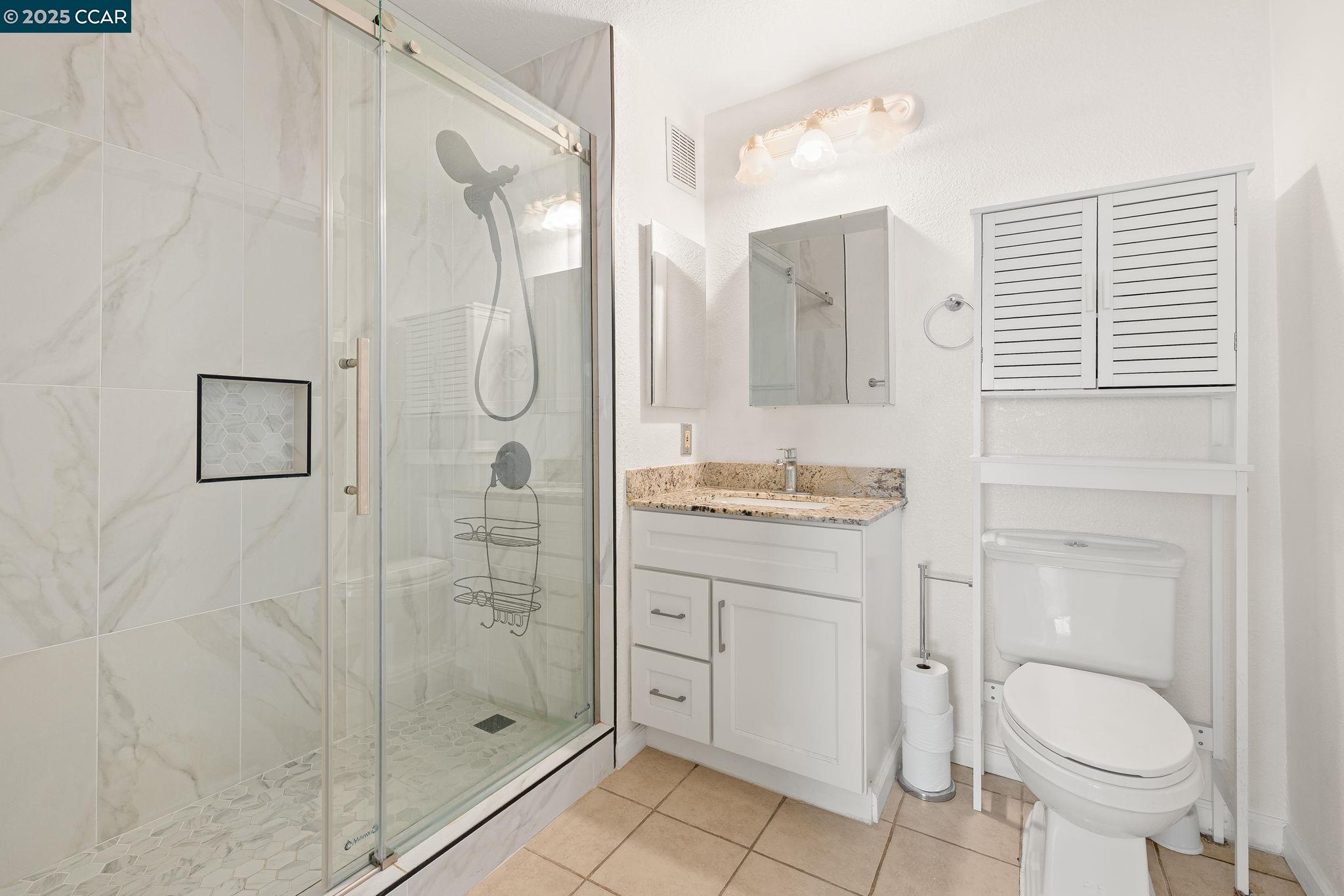Detail Gallery Image 24 of 29 For 8 Lancaster Cir #118,  Bay Point,  CA 94565 - 2 Beds | 1 Baths