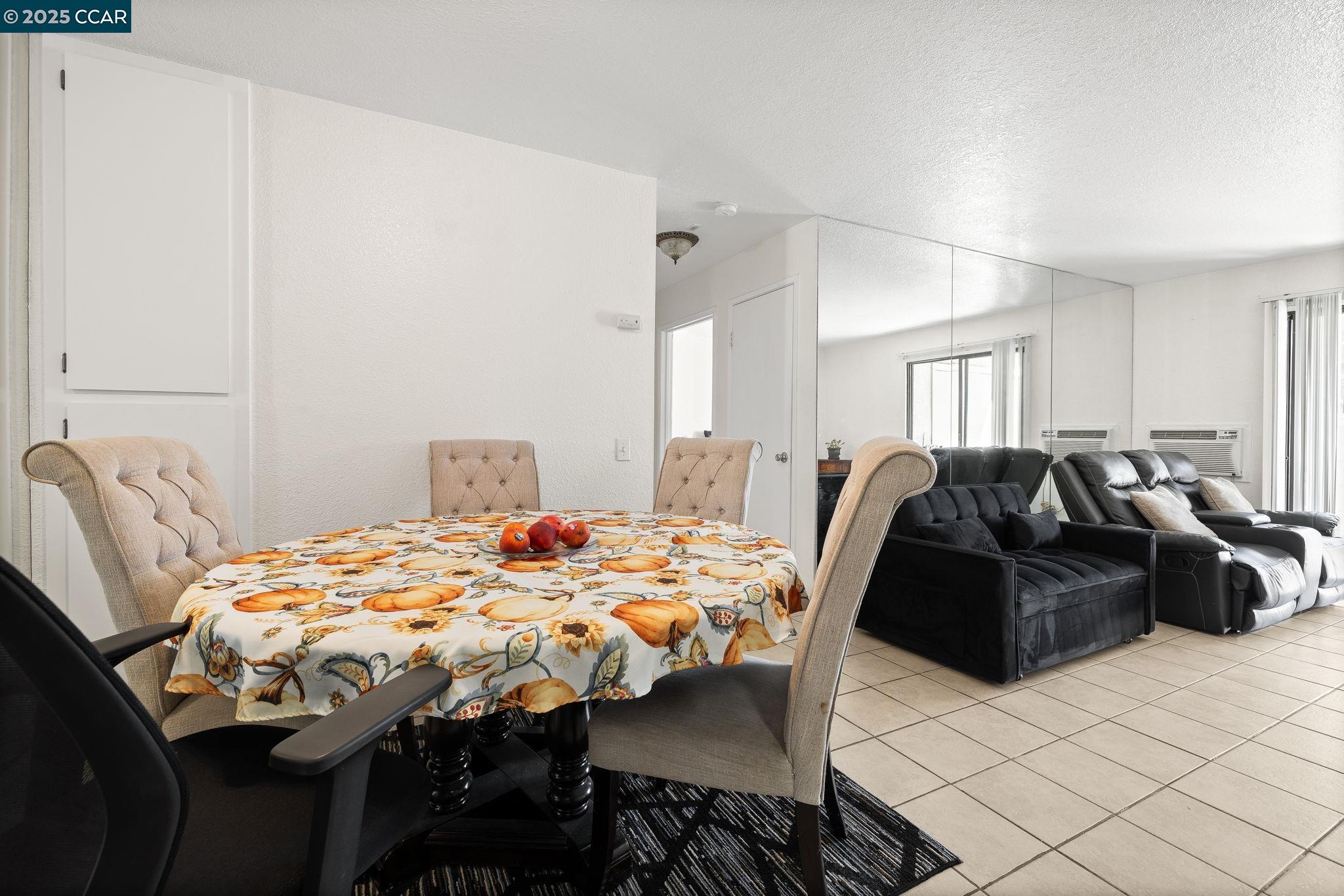 Detail Gallery Image 10 of 29 For 8 Lancaster Cir #118,  Bay Point,  CA 94565 - 2 Beds | 1 Baths
