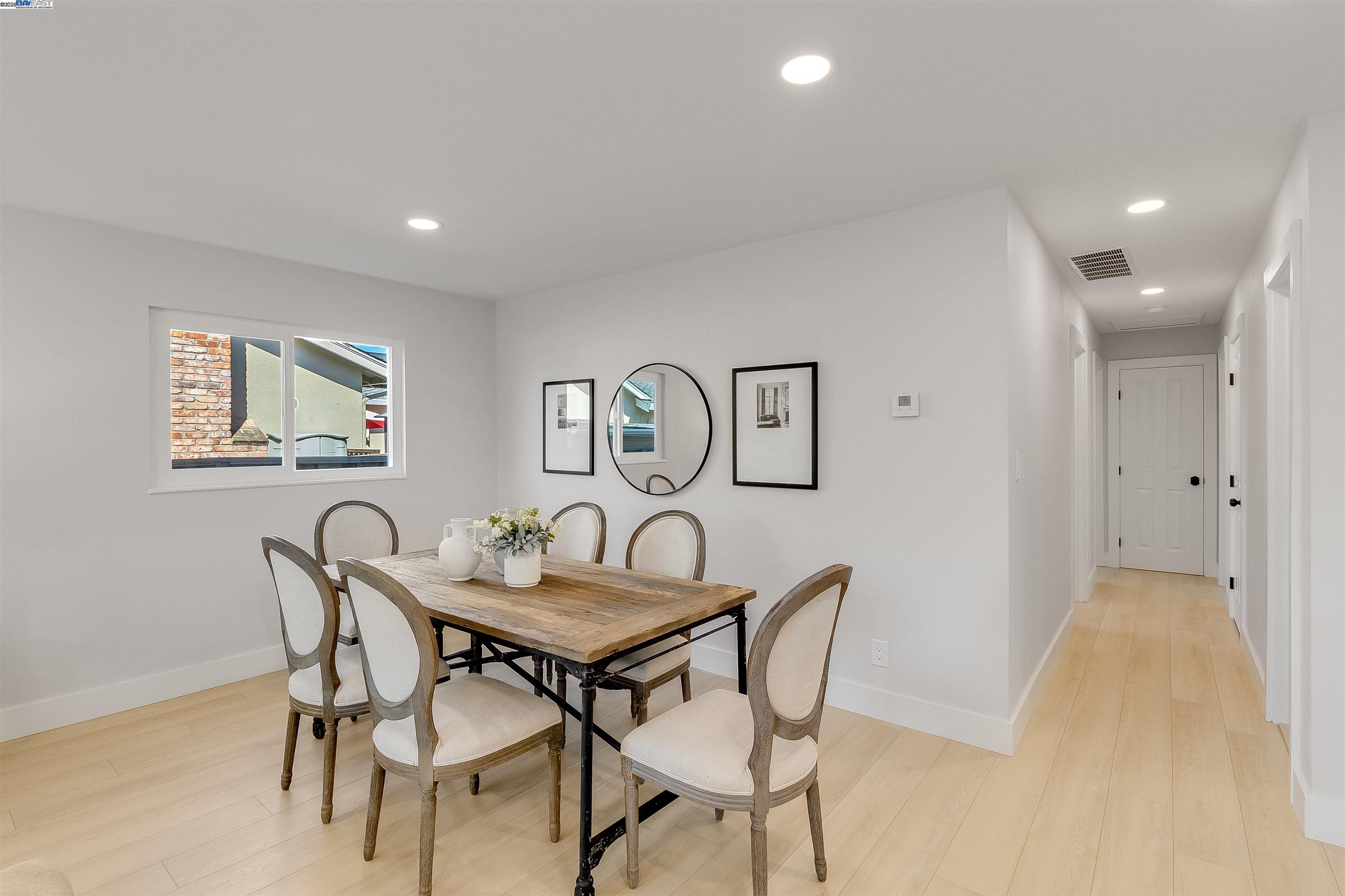 Detail Gallery Image 11 of 52 For 736 Adams Ave, Livermore,  CA 94550 - 3 Beds | 2 Baths