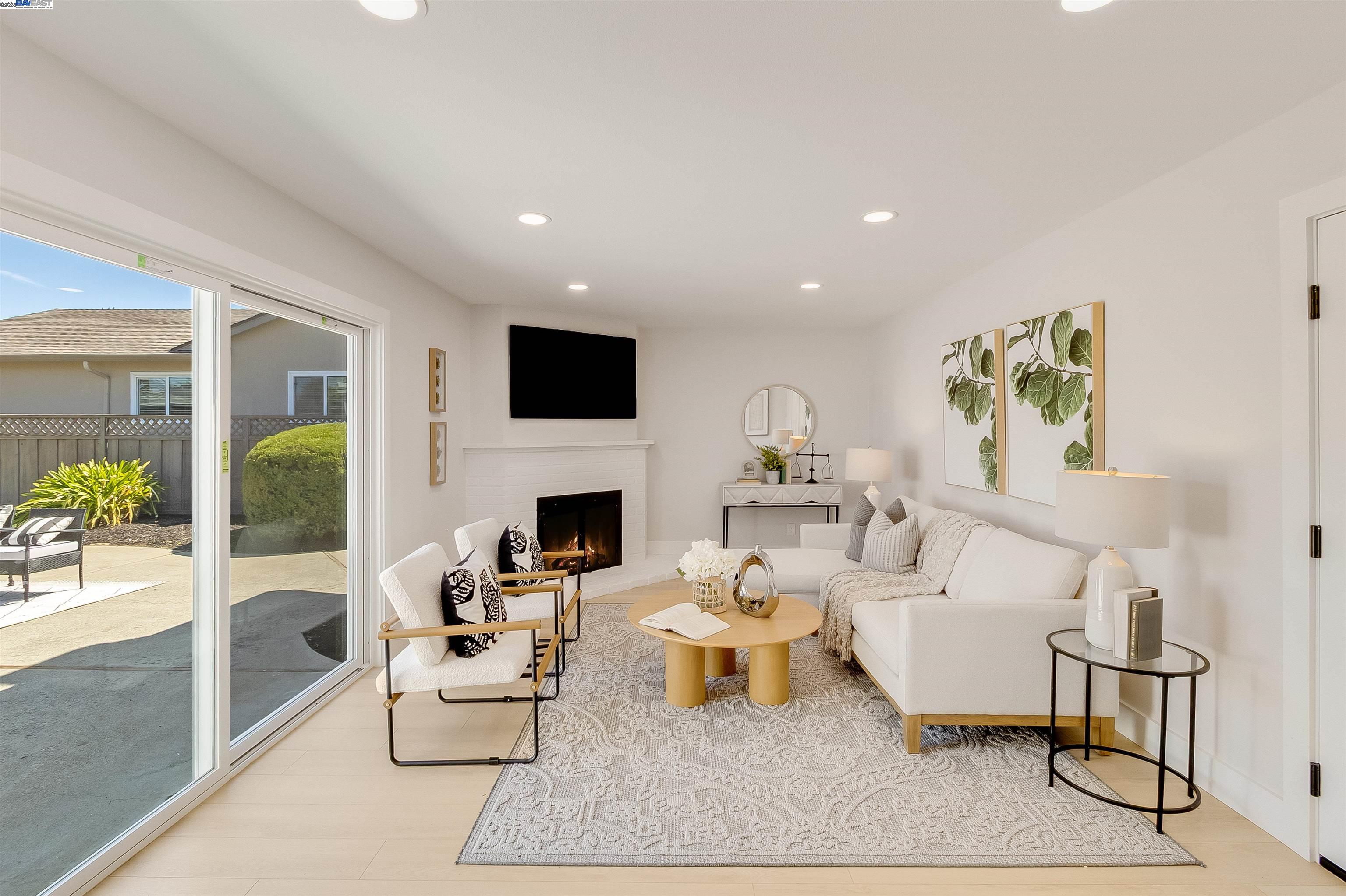 Detail Gallery Image 25 of 52 For 736 Adams Ave, Livermore,  CA 94550 - 3 Beds | 2 Baths