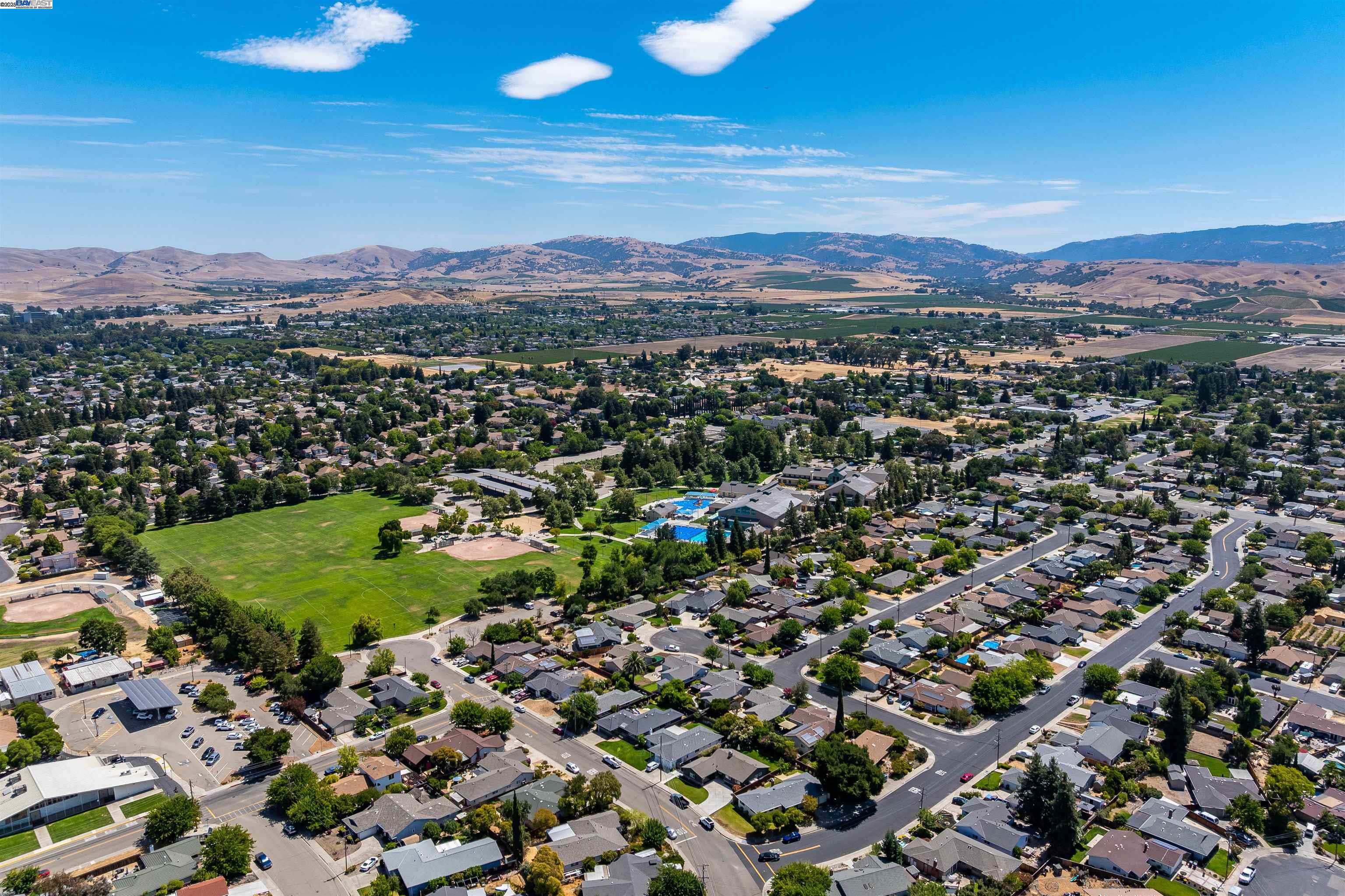 Detail Gallery Image 48 of 52 For 736 Adams Ave, Livermore,  CA 94550 - 3 Beds | 2 Baths