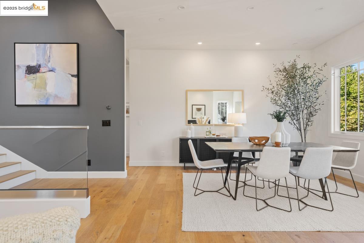 Detail Gallery Image 28 of 60 For 963 Grosvenor Place, Oakland,  CA 94610 - 4 Beds | 4 Baths