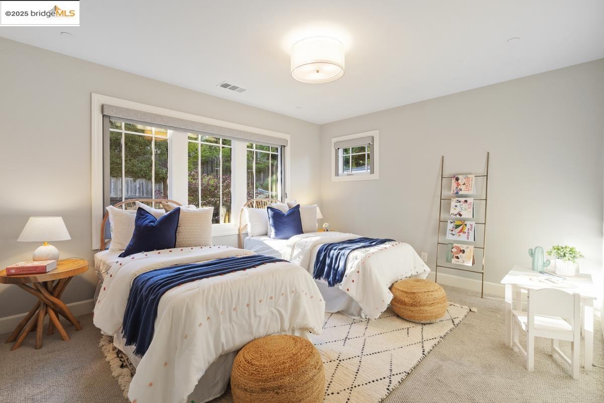 Detail Gallery Image 30 of 60 For 963 Grosvenor Place, Oakland,  CA 94610 - 4 Beds | 4 Baths