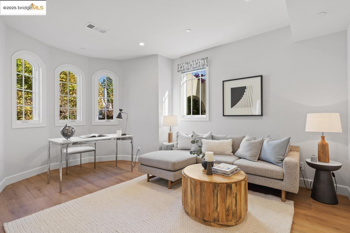 Detail Gallery Image 43 of 60 For 963 Grosvenor Place, Oakland,  CA 94610 - 4 Beds | 4 Baths