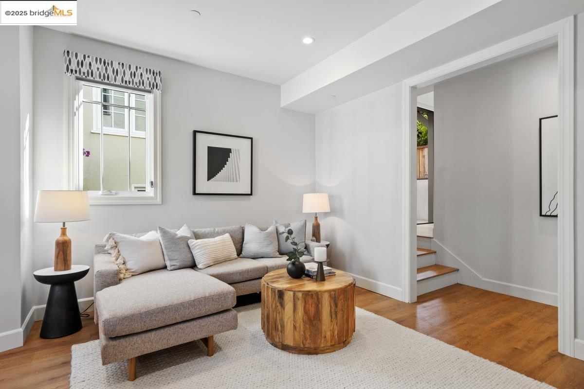 Detail Gallery Image 44 of 60 For 963 Grosvenor Place, Oakland,  CA 94610 - 4 Beds | 4 Baths